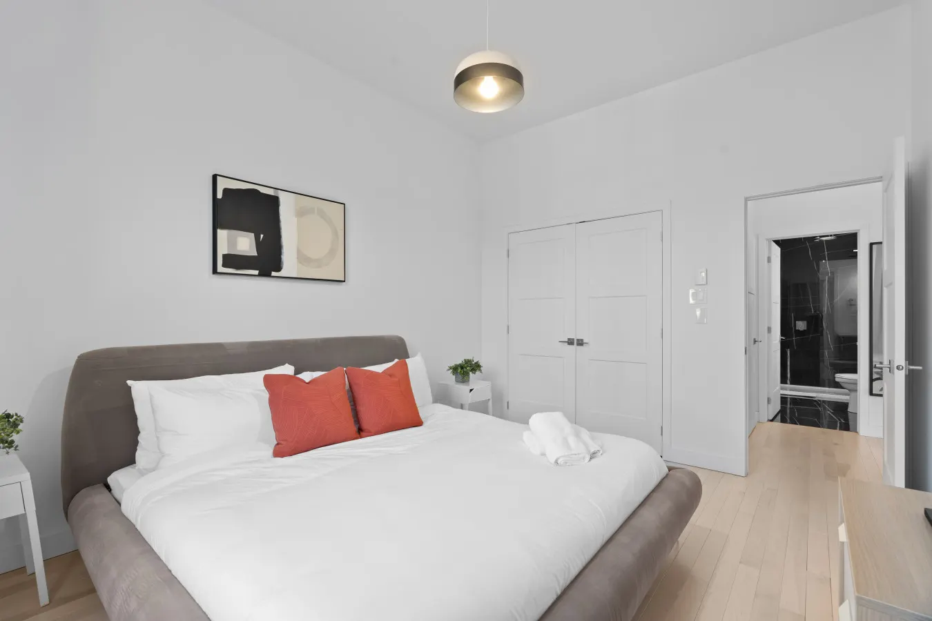 Little Italy - New Modern 2bdr Apartment in Little Italy - Unit 202 14