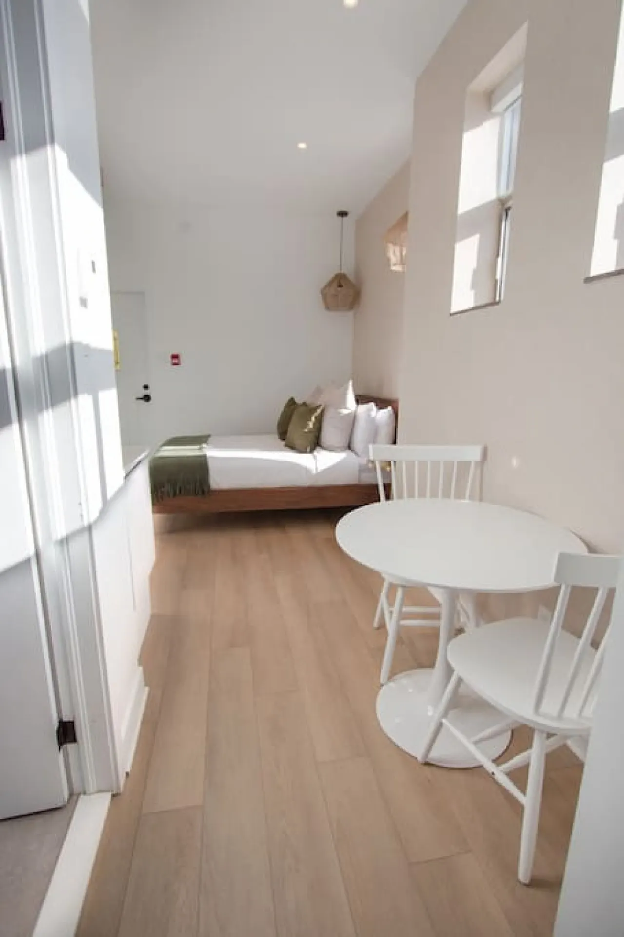 Studio16/Plateau/St-Denis/Terraces/SelfCheck-In/AC 11