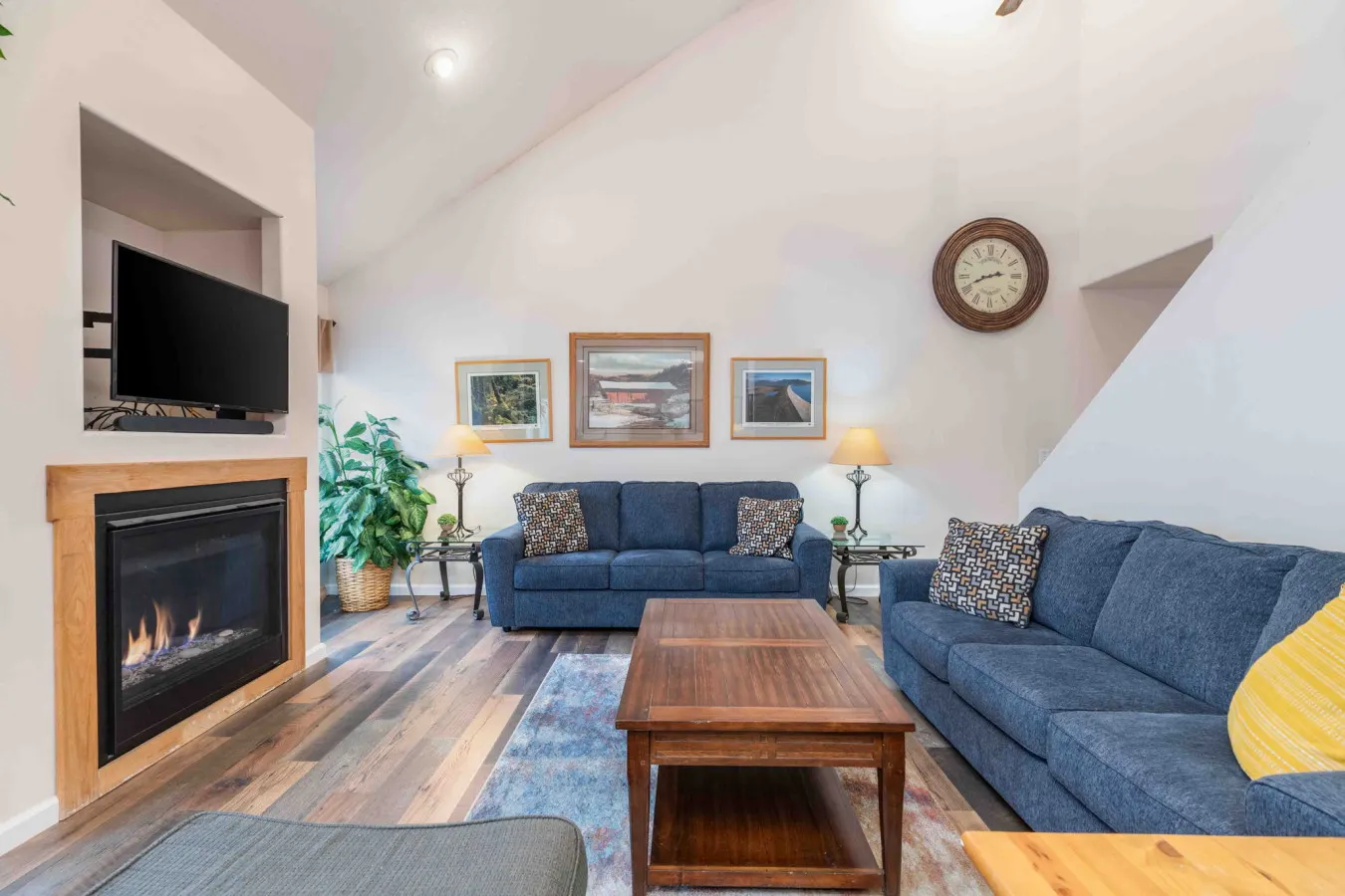 Cottonwood Canyon Basecamp Retreat - 5 Bathrooms