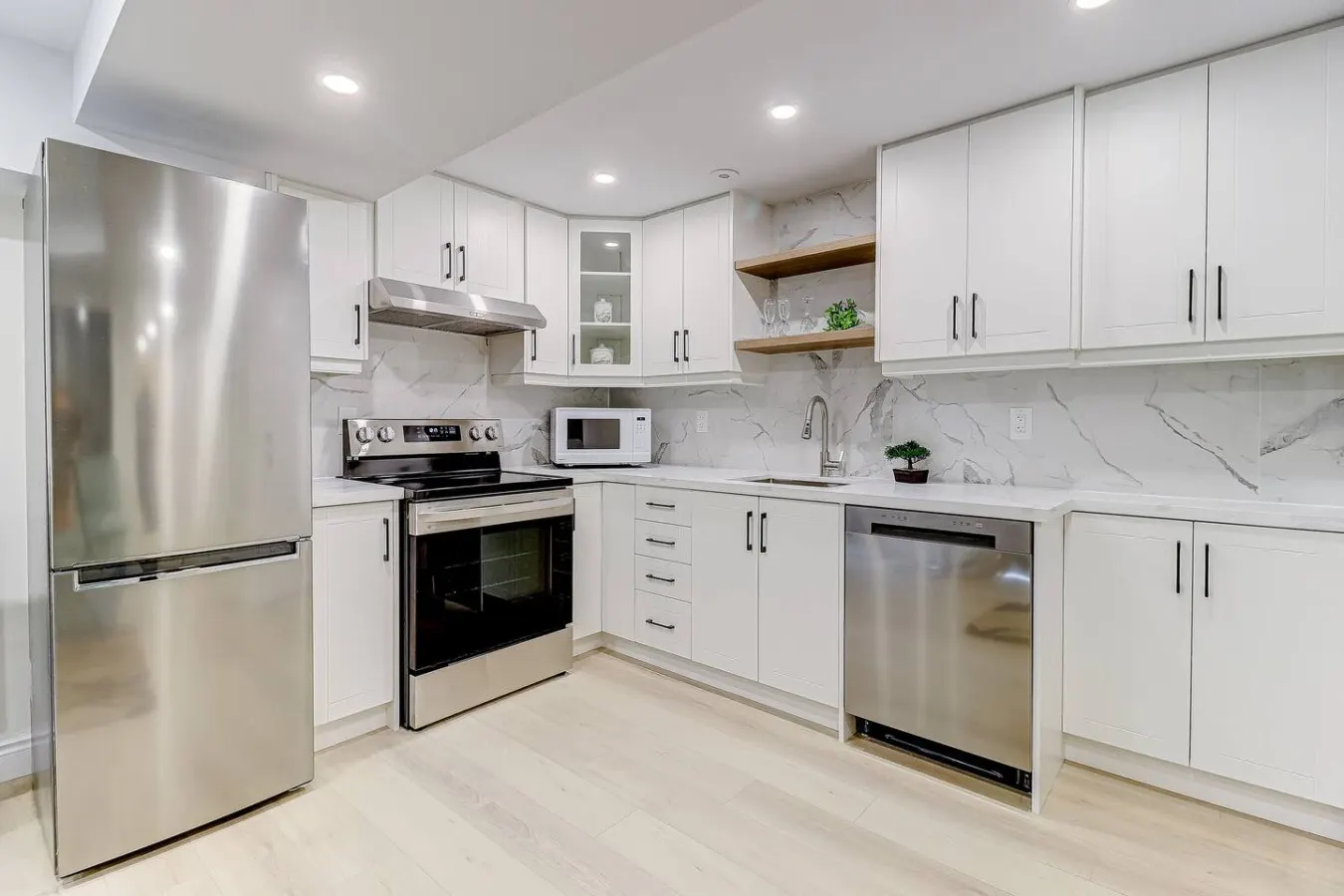 The Cozy Nest – 2BR Getaway| Free Parking