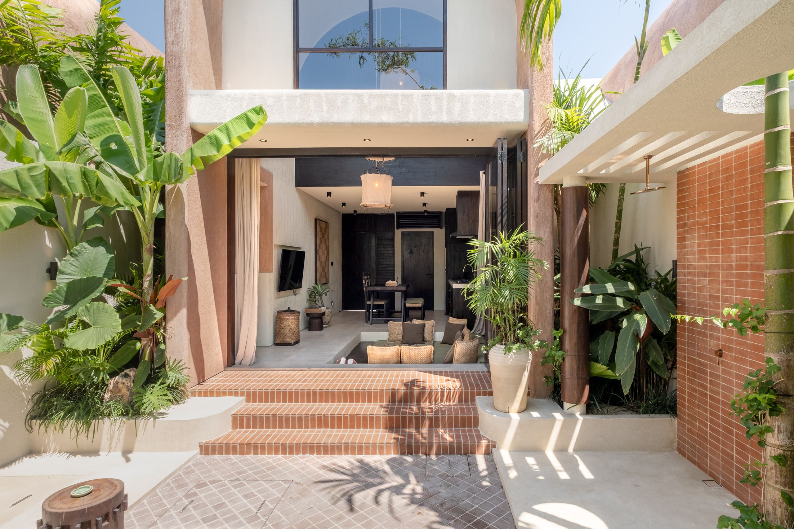 Bedouin: Tropical 1BR Loft w/Pool in Pererenan 32