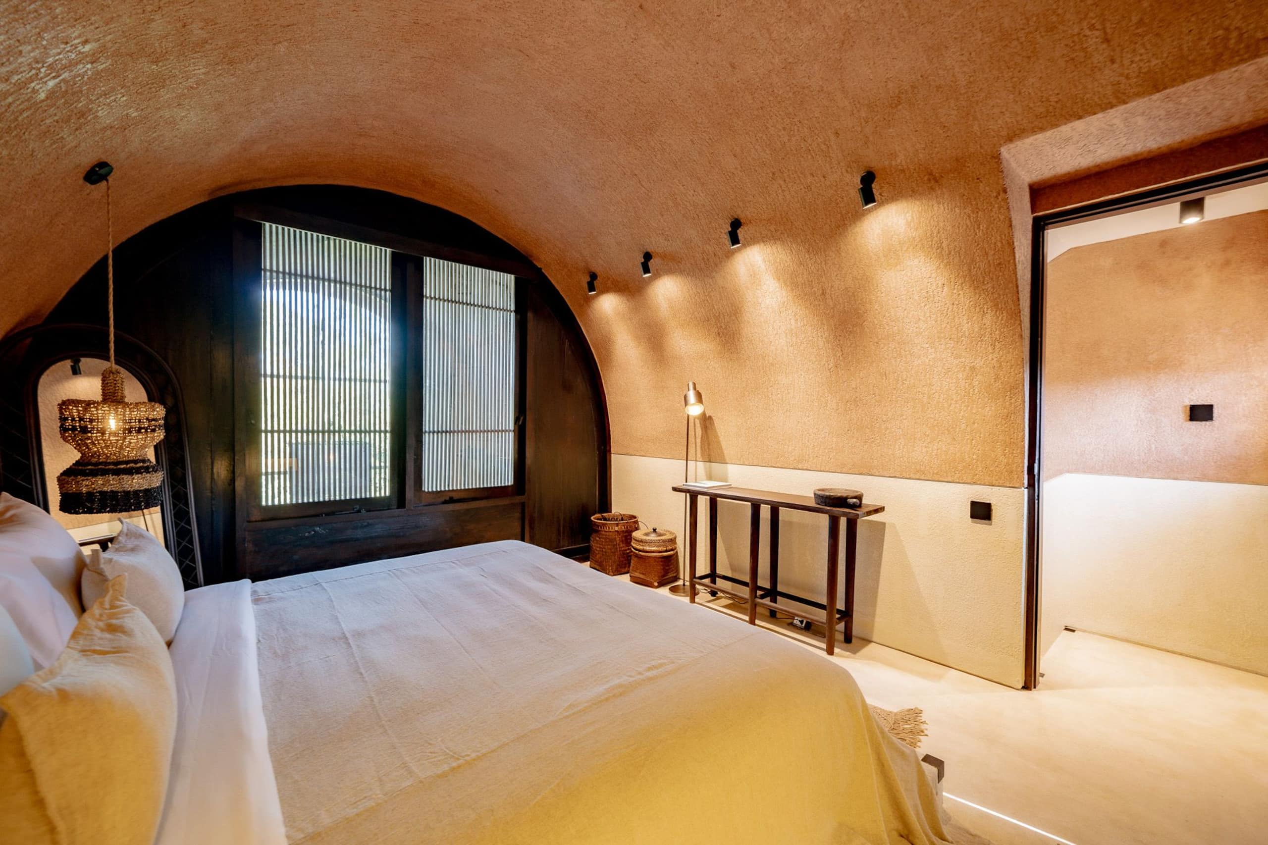 Bedouin: Tropical 1BR Loft w/Pool in Pererenan 20