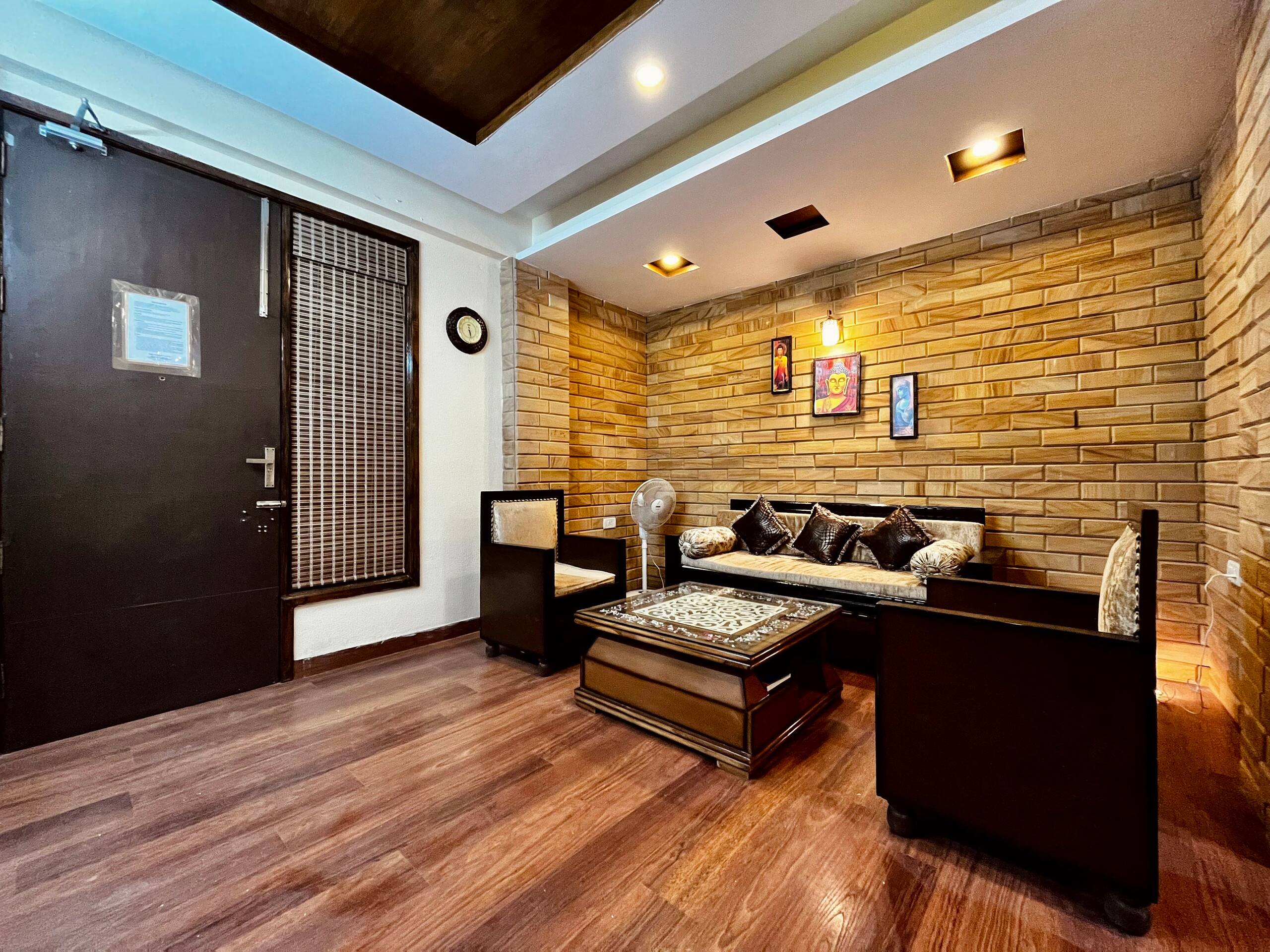 Cedar View Home- 2BHK Claridge's Residency,Shimla 6