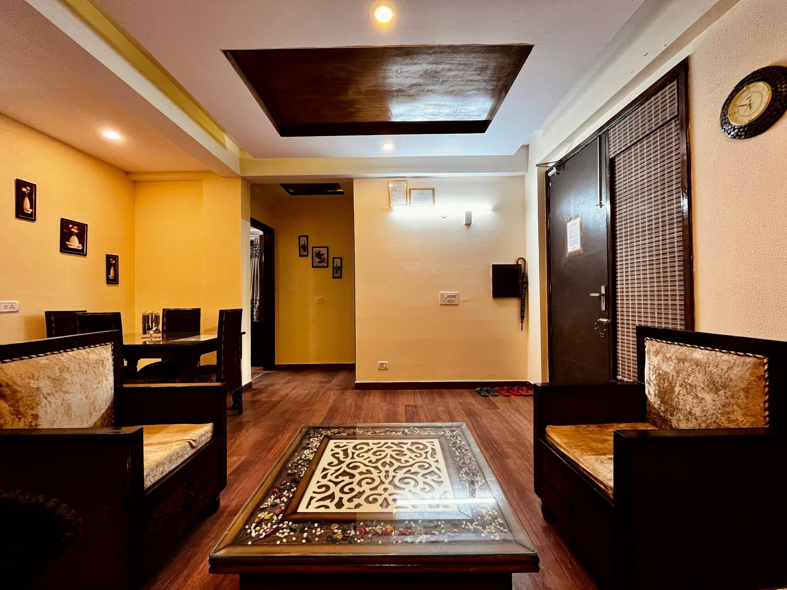 Cedar View Home- 2BHK Claridge's Residency,Shimla 8