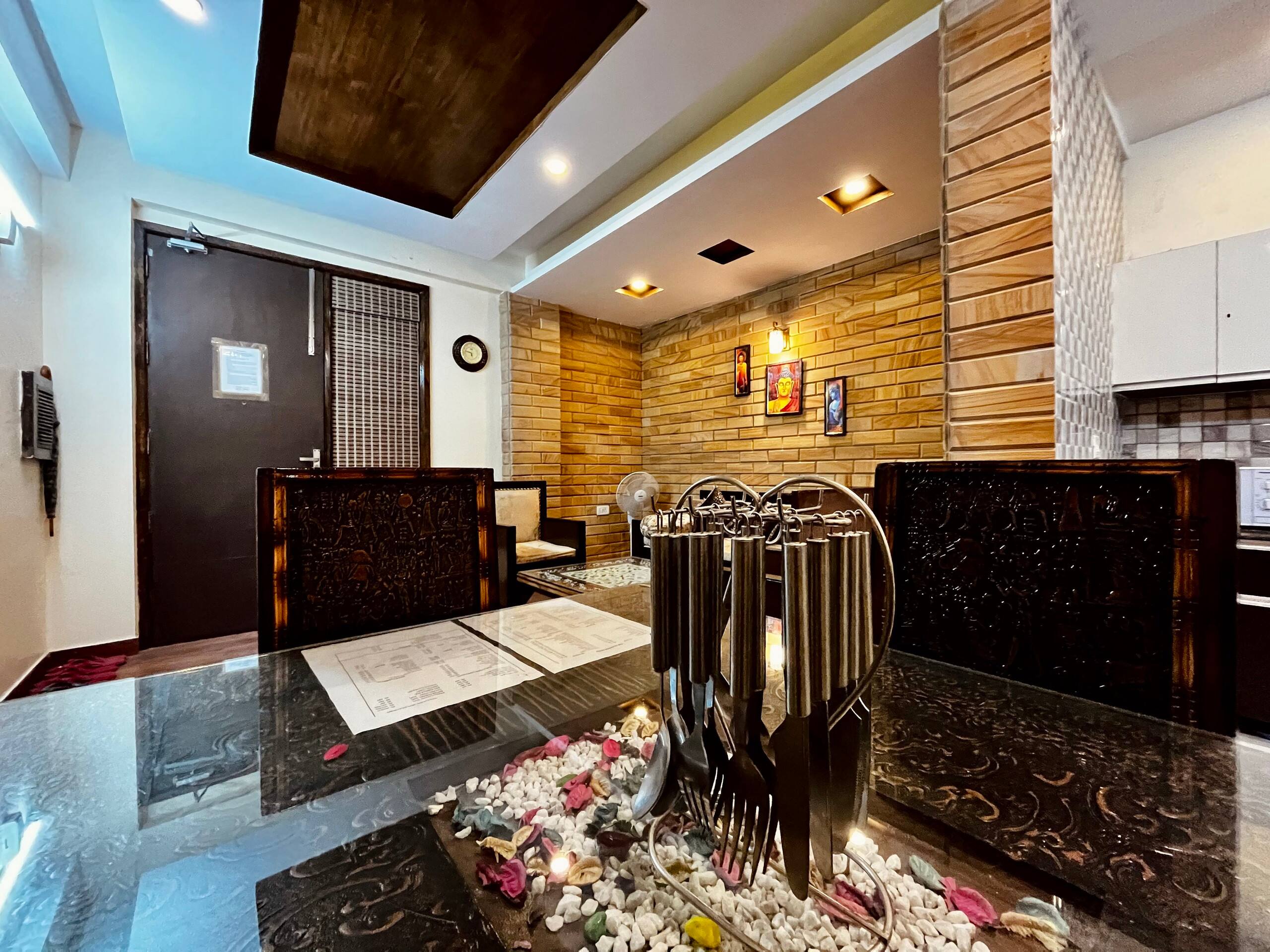 Cedar View Home- 2BHK Claridge's Residency,Shimla 15