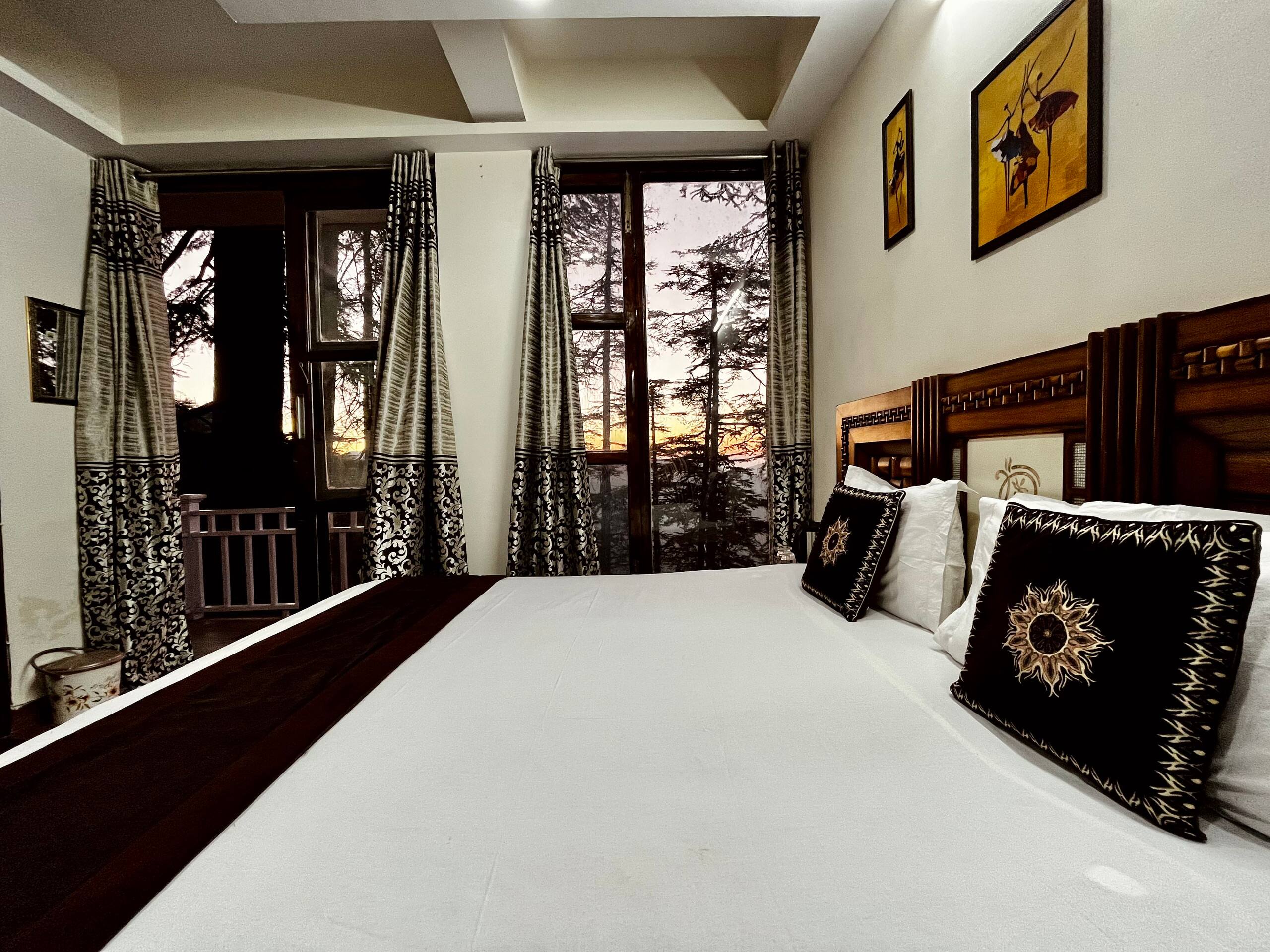 Cedar View Home- 2BHK Claridge's Residency,Shimla 19