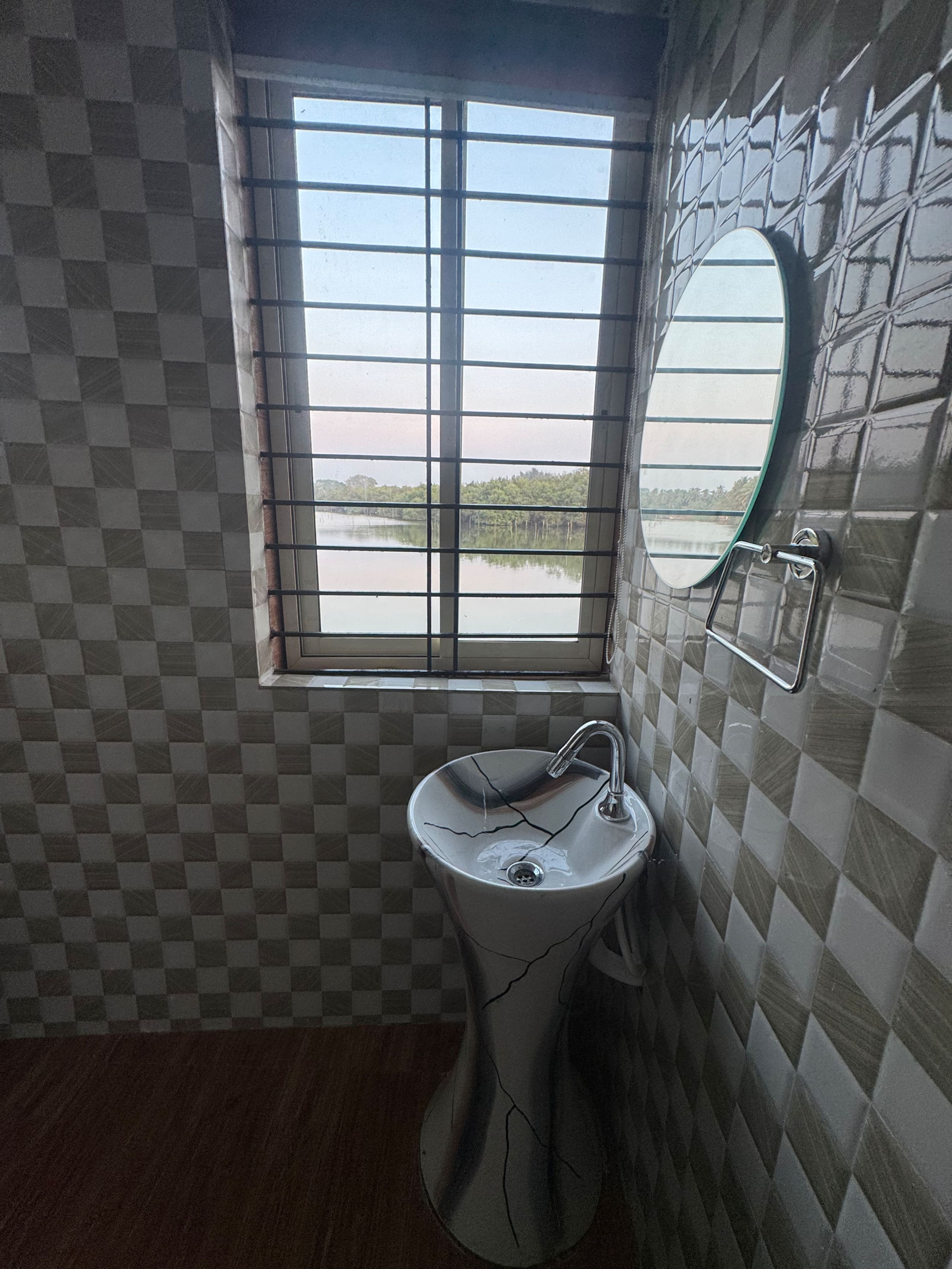 Riverfront house | LivLig.stays |15 min to anjuna 11