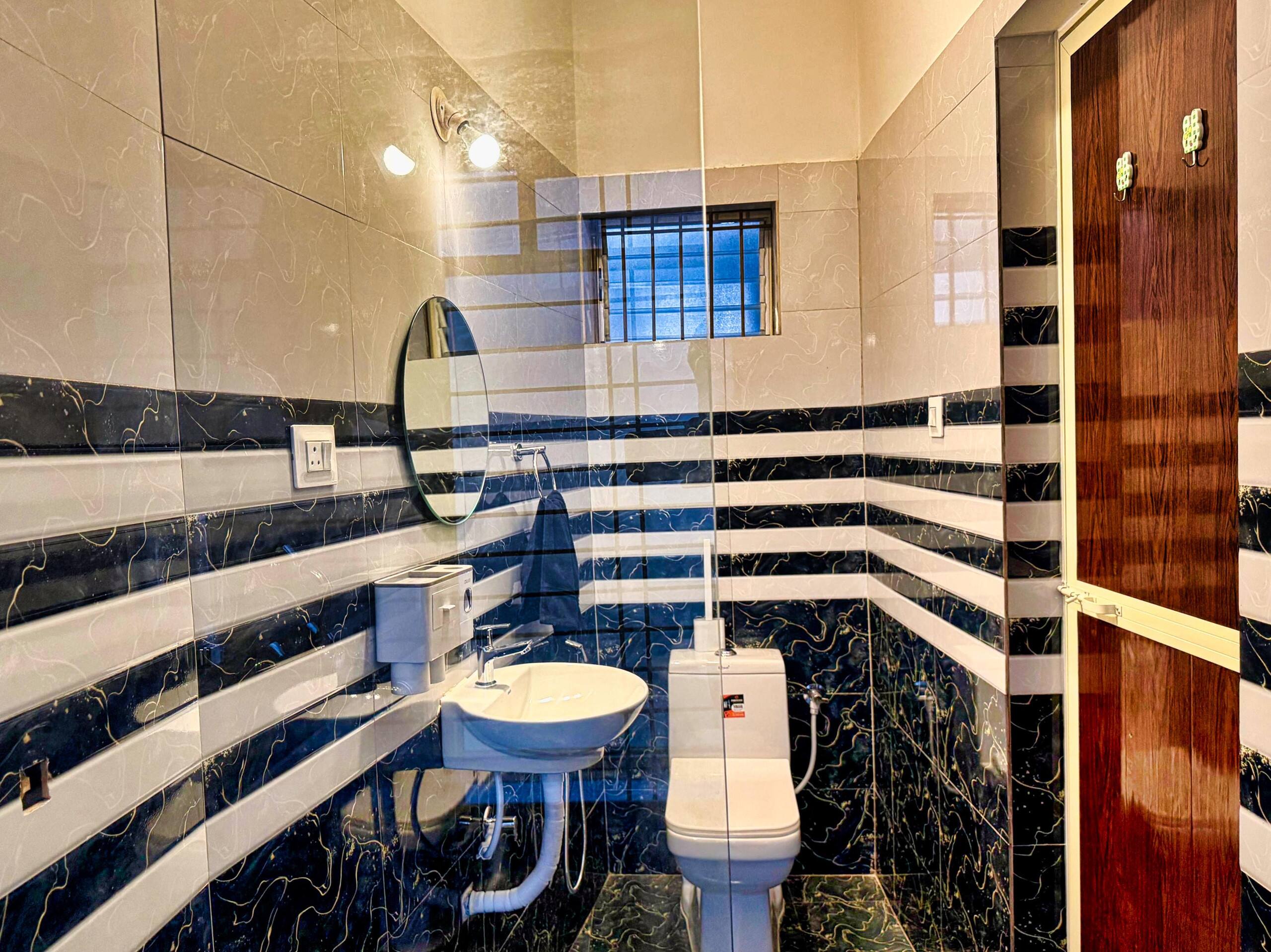 Riverfront house | LivLig.stays |15 min to anjuna 16