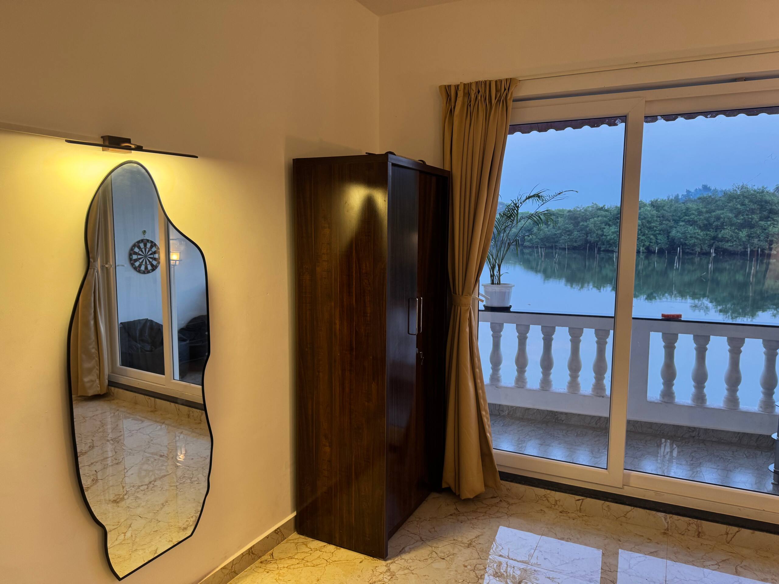 Riverfront house | LivLig.stays |15 min to anjuna 14