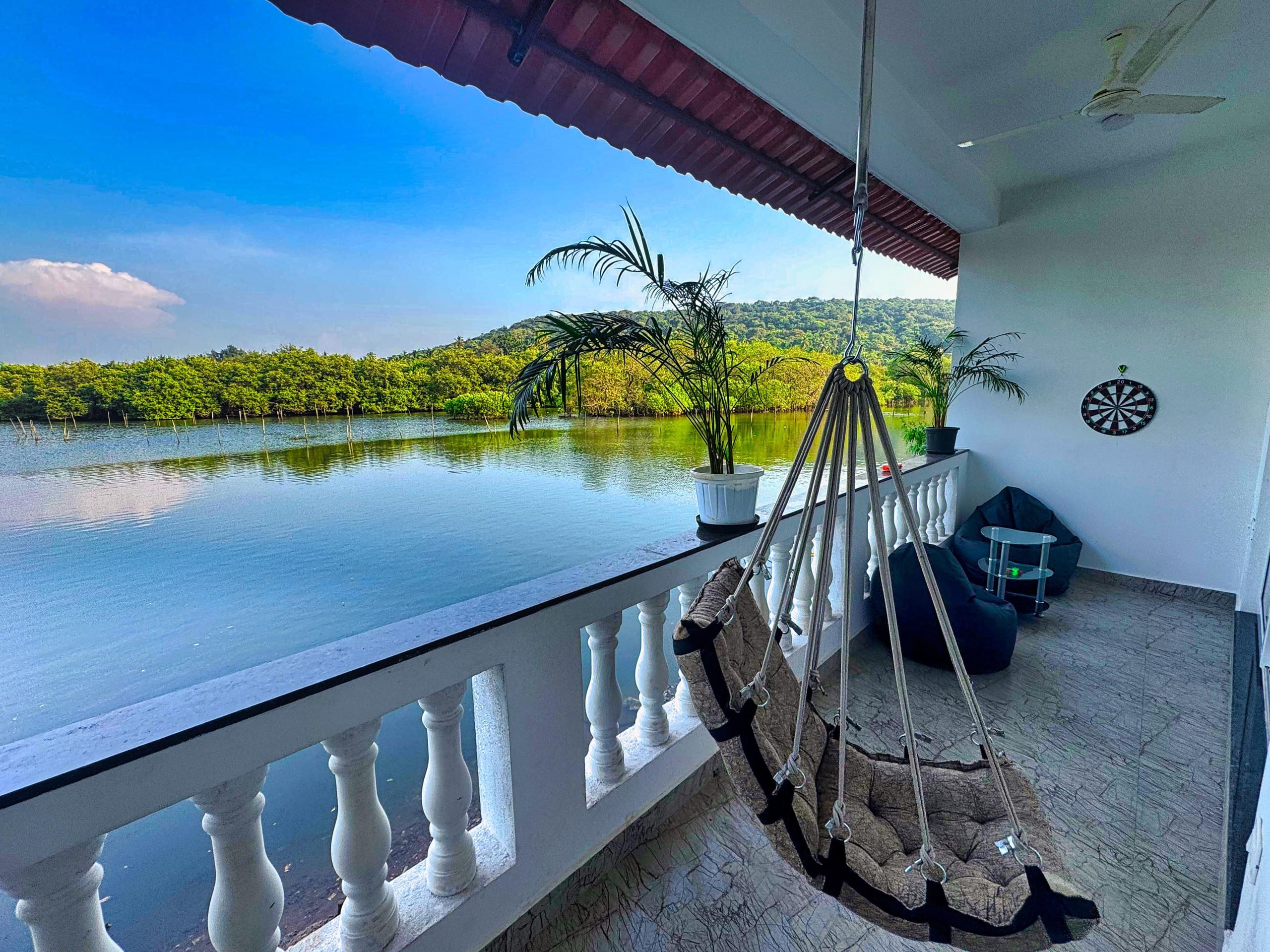Riverfront house | LivLig.stays |15 min to anjuna 6