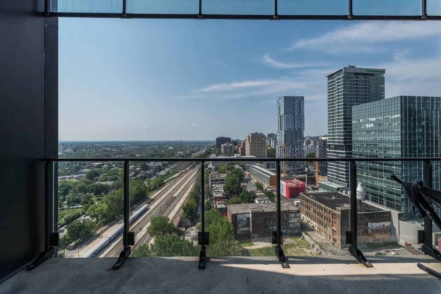 FurnishedMTL - Tour Des Canadiens Luxury Flat 19