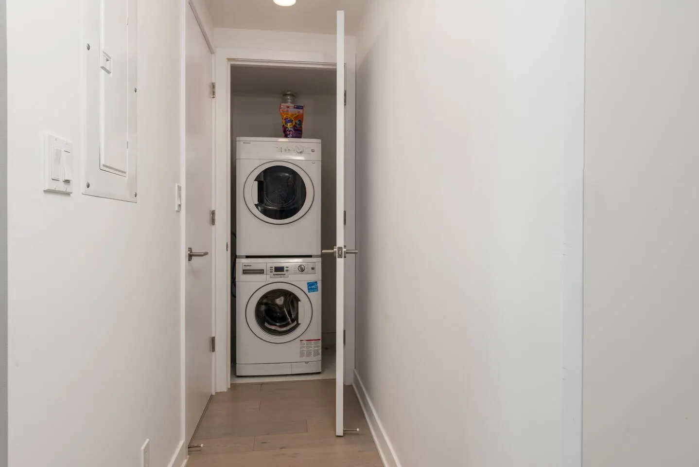 FurnishedMTL - Tour Des Canadiens Luxury Flat 20