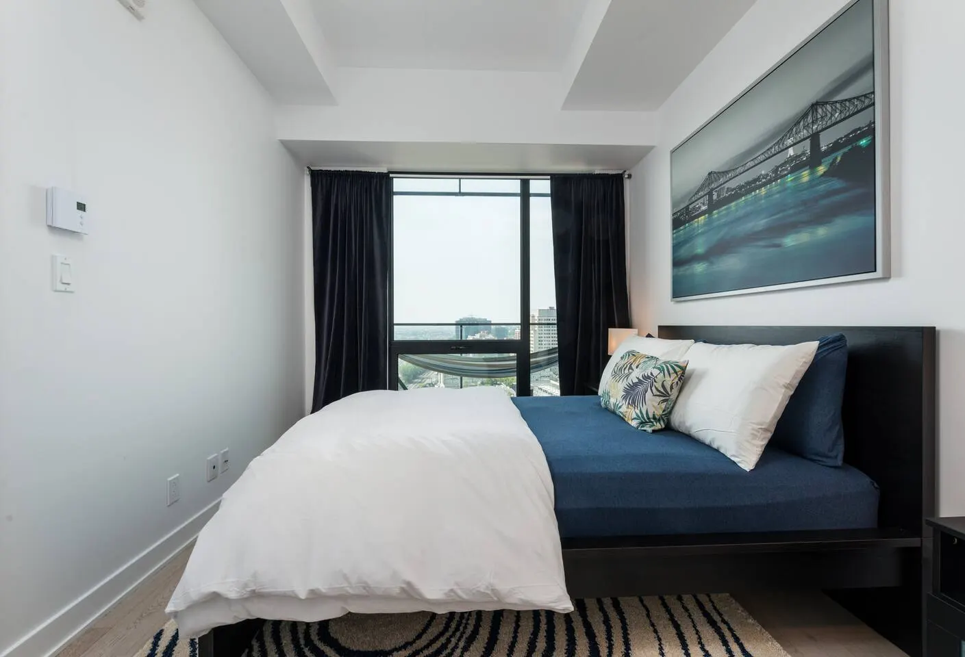 FurnishedMTL - Tour Des Canadiens Luxury Flat 8