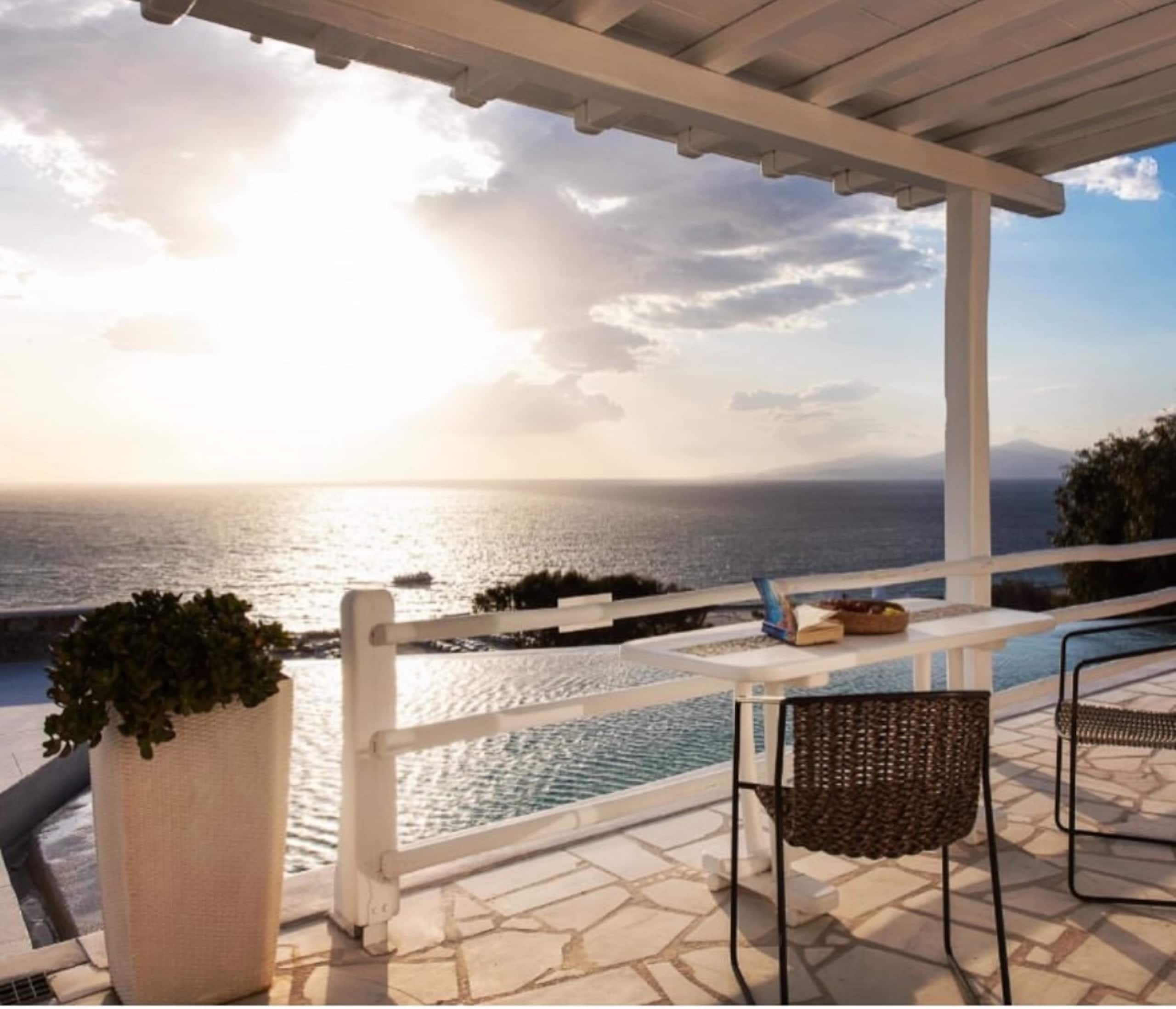 Mykonos central style 6