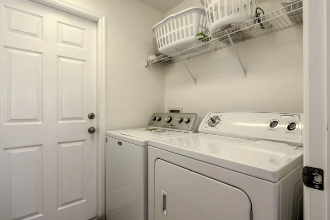 Palm Breeze Villa 4-Bedroom, 2-Storey Home with Private Pool 16