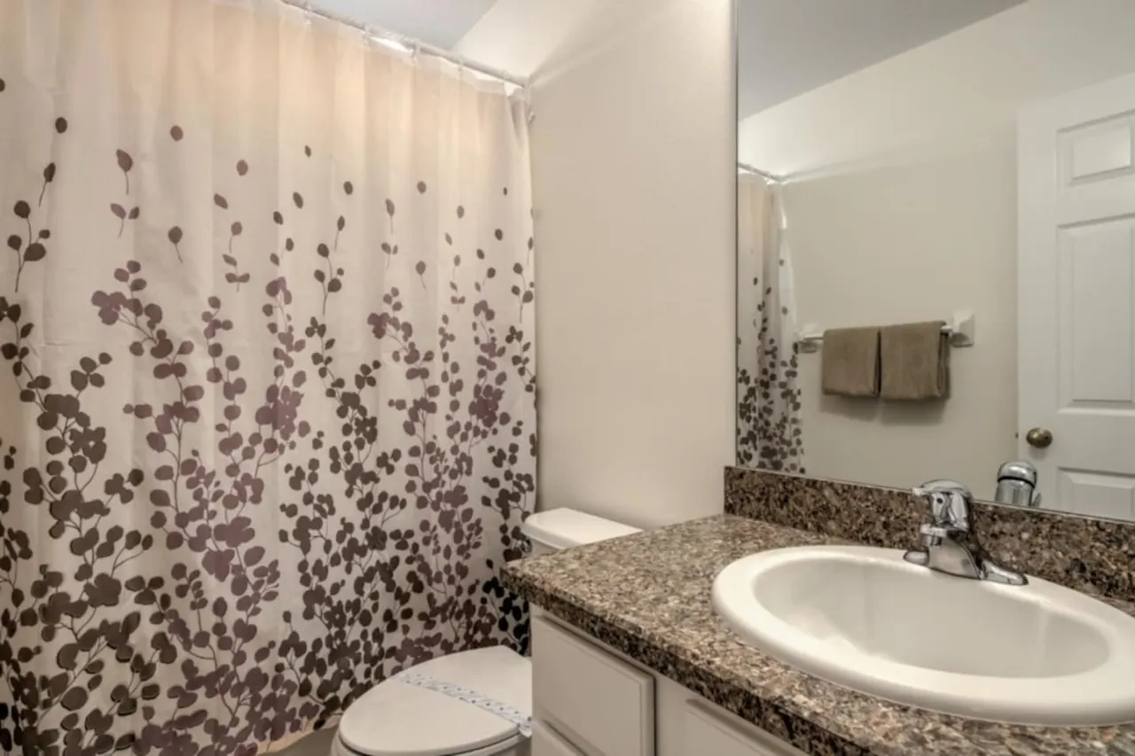 Palm Breeze Villa 4-Bedroom, 2-Storey Home with Private Pool 20