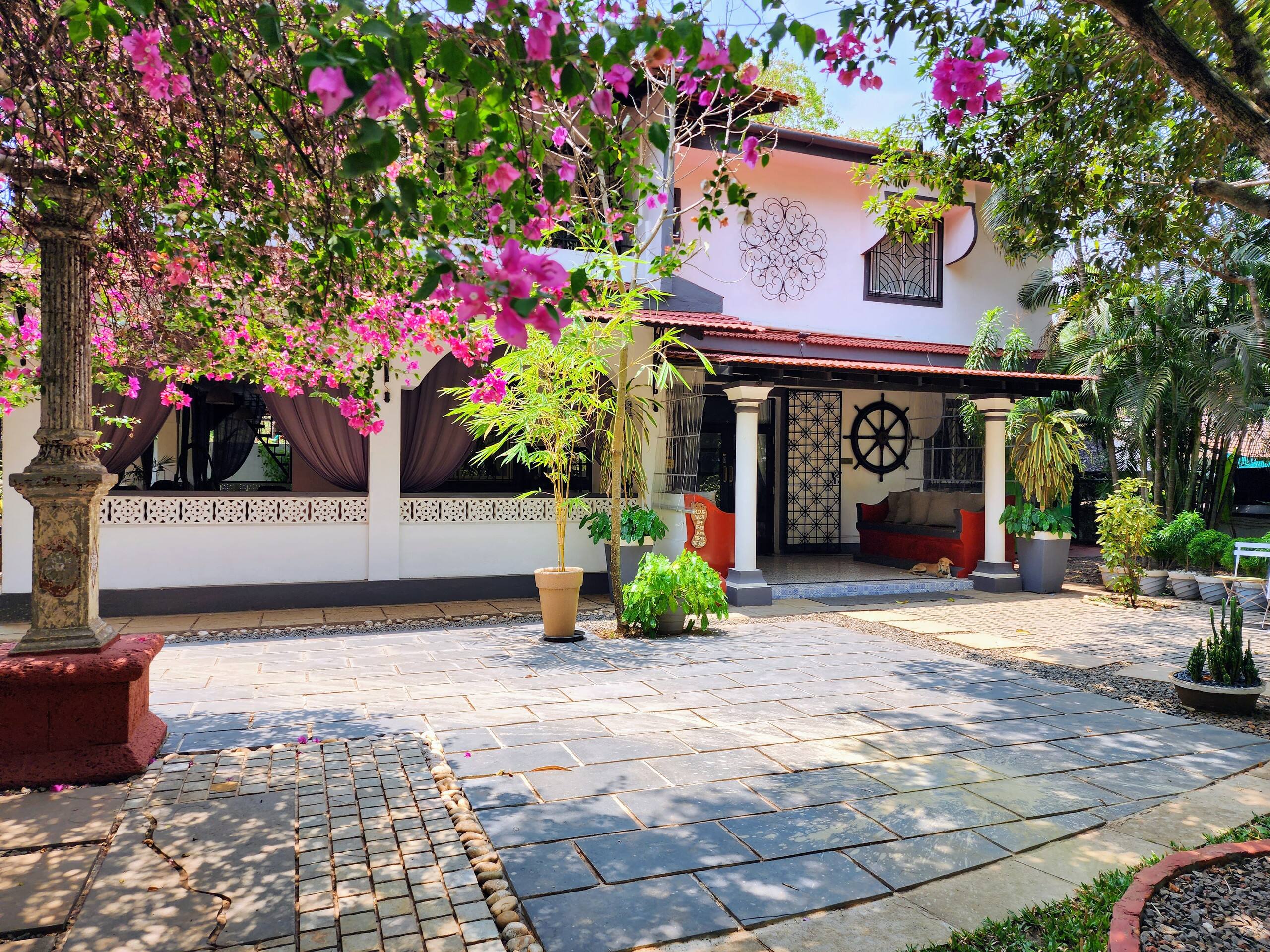 Luxury 5BR Heritage Villa | Private Pool | Assagao — photo 2