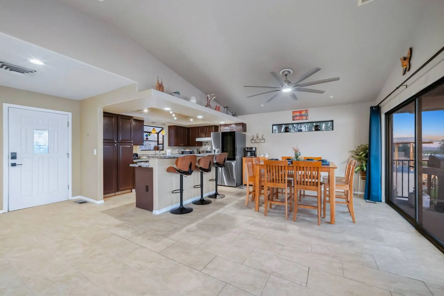 Waterfront Dock Sleeps 8 Views Foosball 8