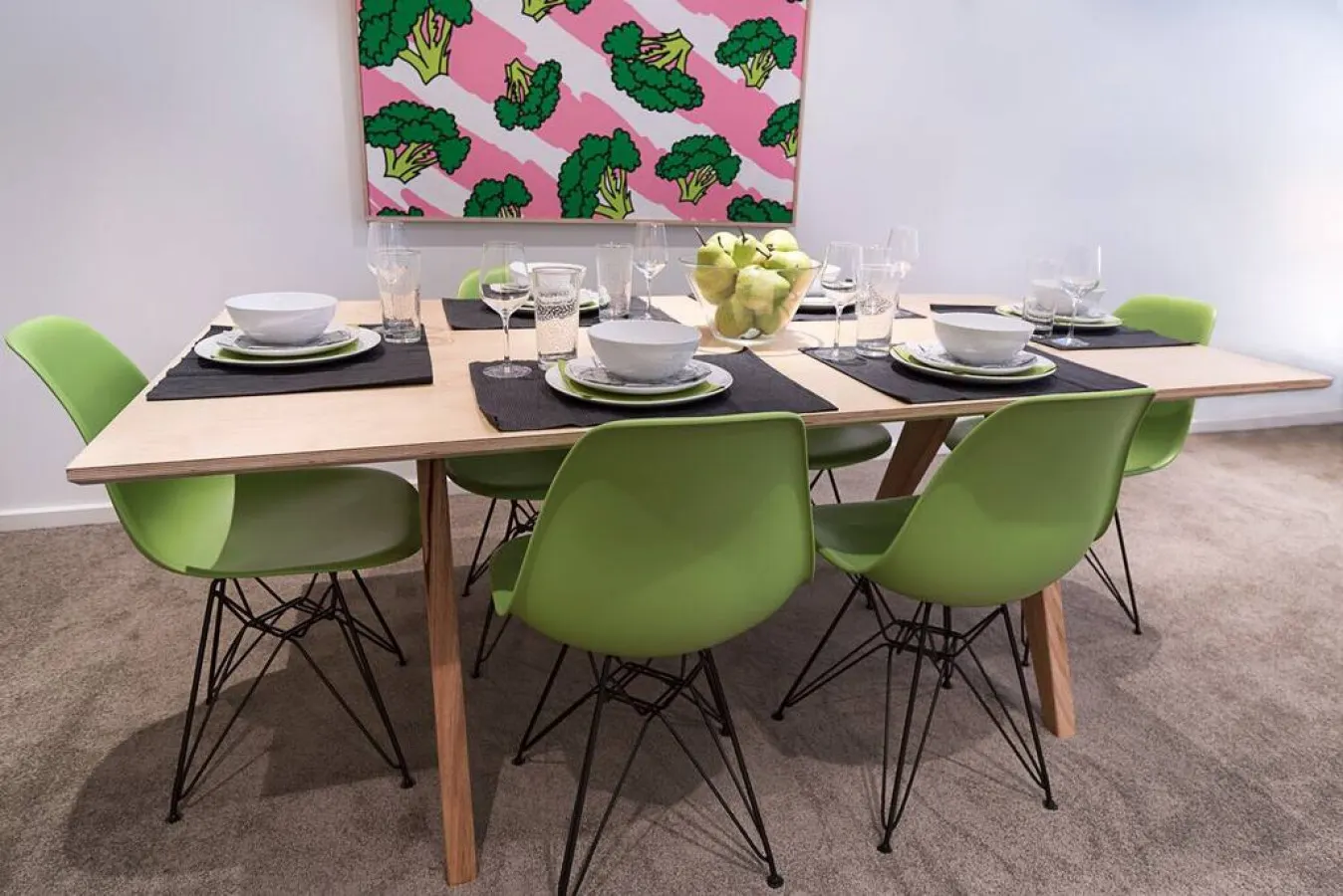 Alexa: 2 Bed, 2 Bath Apartment 8