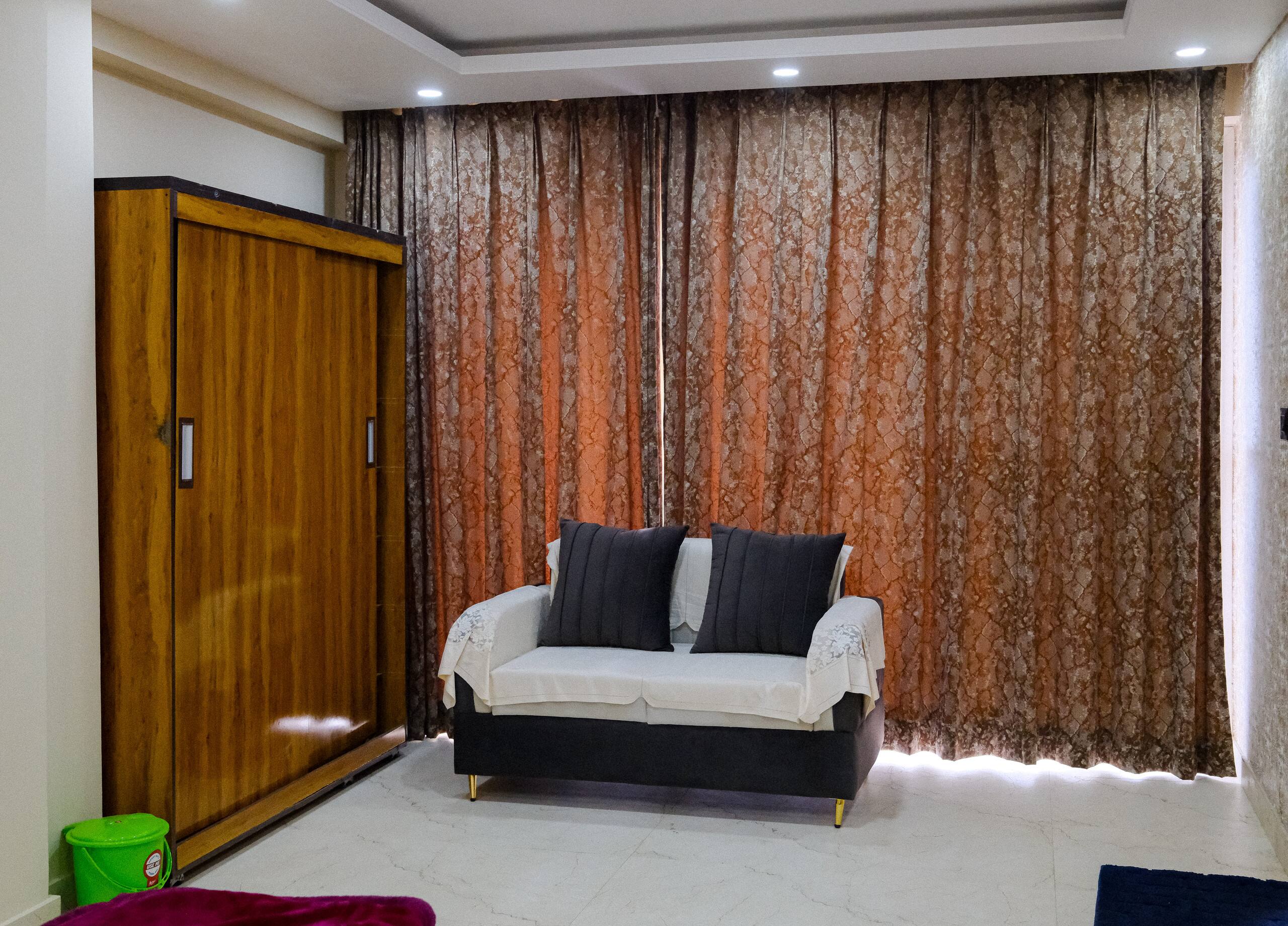 Private hilltop homestay on a Himachal ridge 10