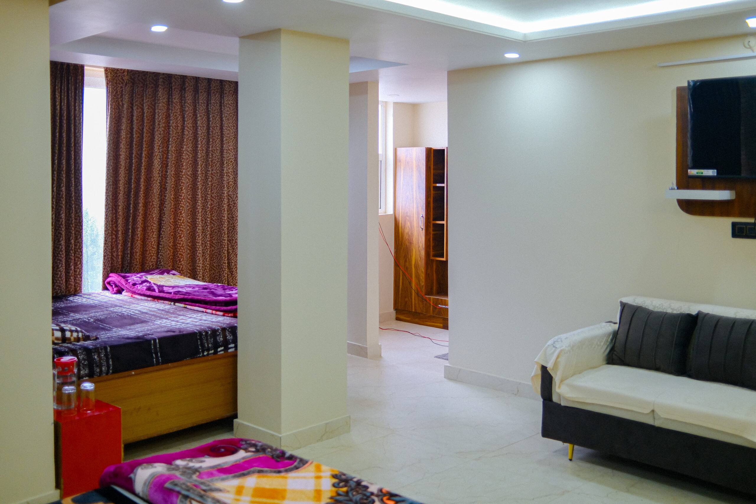 Private hilltop homestay on a Himachal ridge 24
