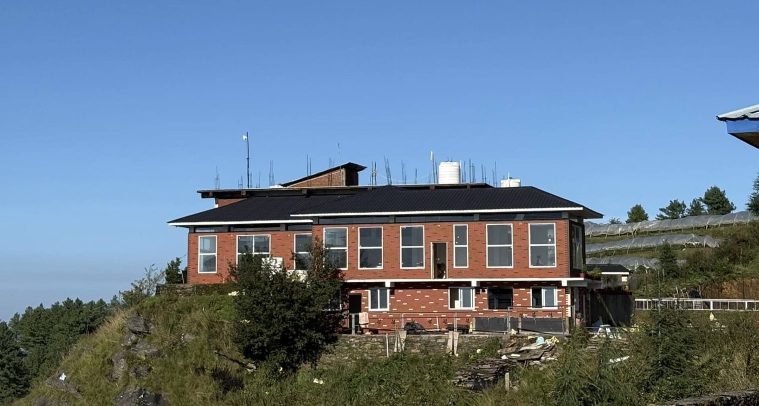 Private hilltop homestay on a Himachal ridge 38