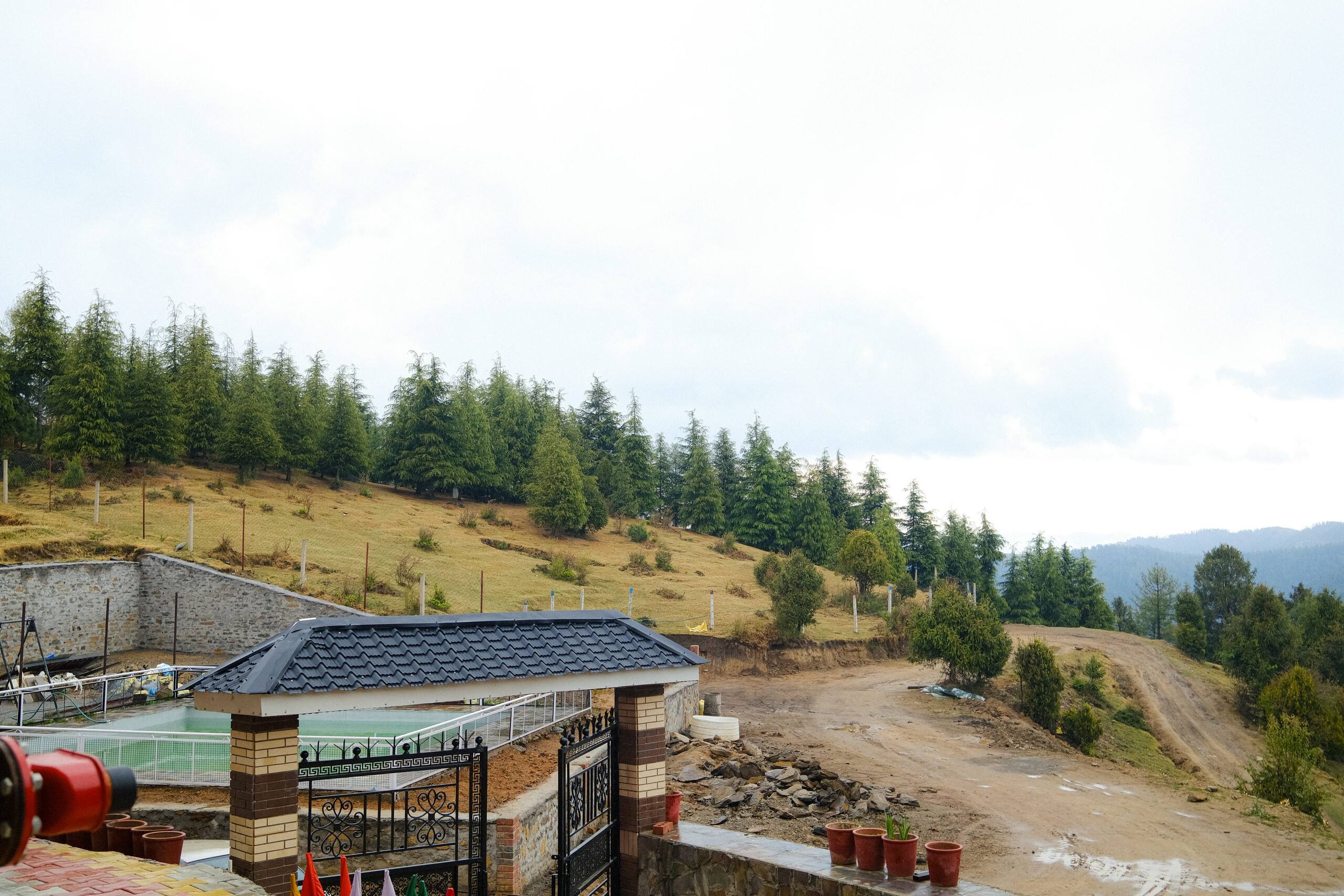 Private hilltop homestay on a Himachal ridge 6