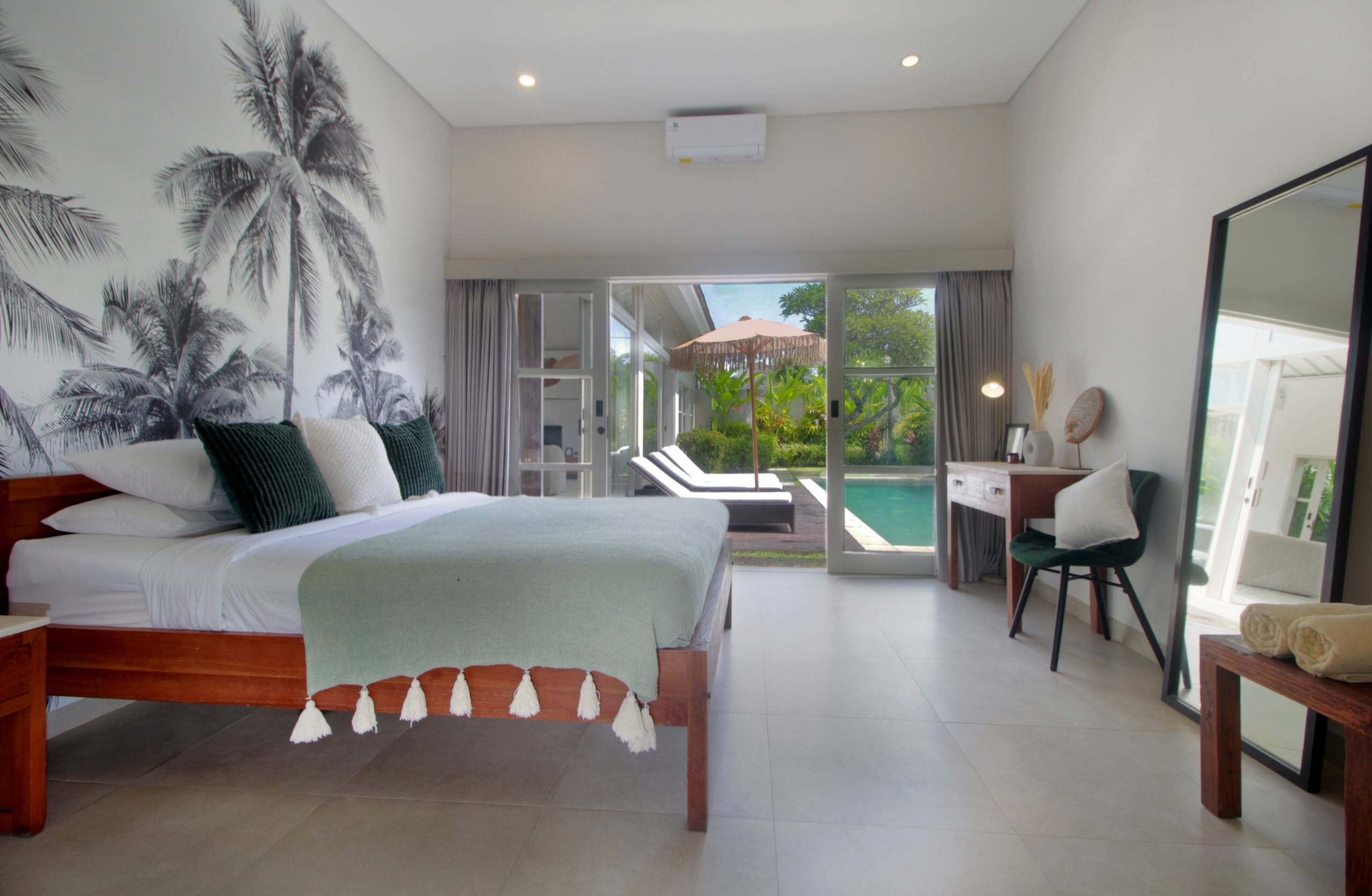 Echo Beach Villa and Apartment 6