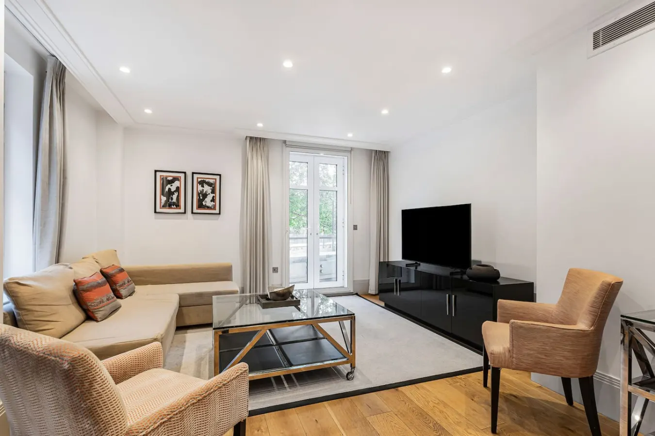 Mayfair 2-Bed 24hr Concierge & Hyde Park Views 9
