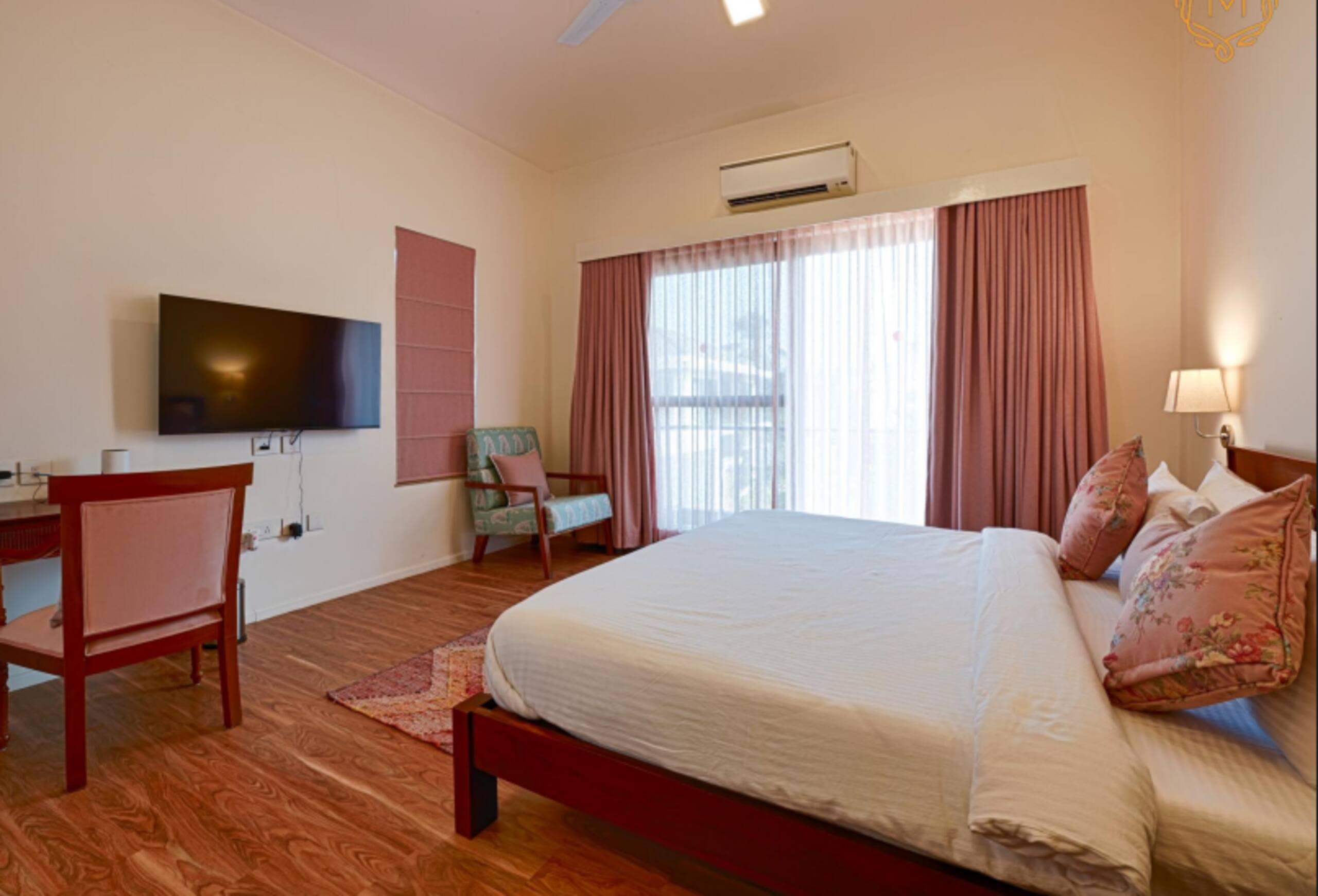 Stunning 4BHK | Pvt Pool | 10 min to Anjuna Beach 13