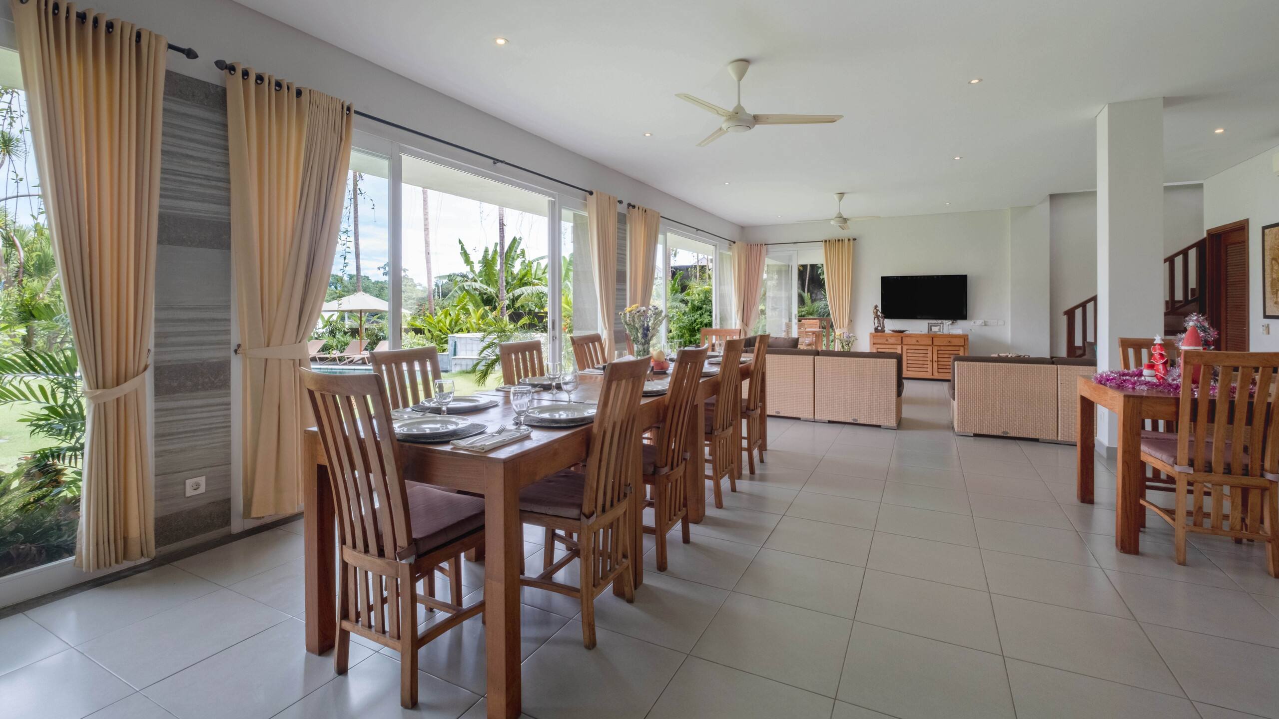 Canggu Best Deal! Spacious & Tropical Villa 20