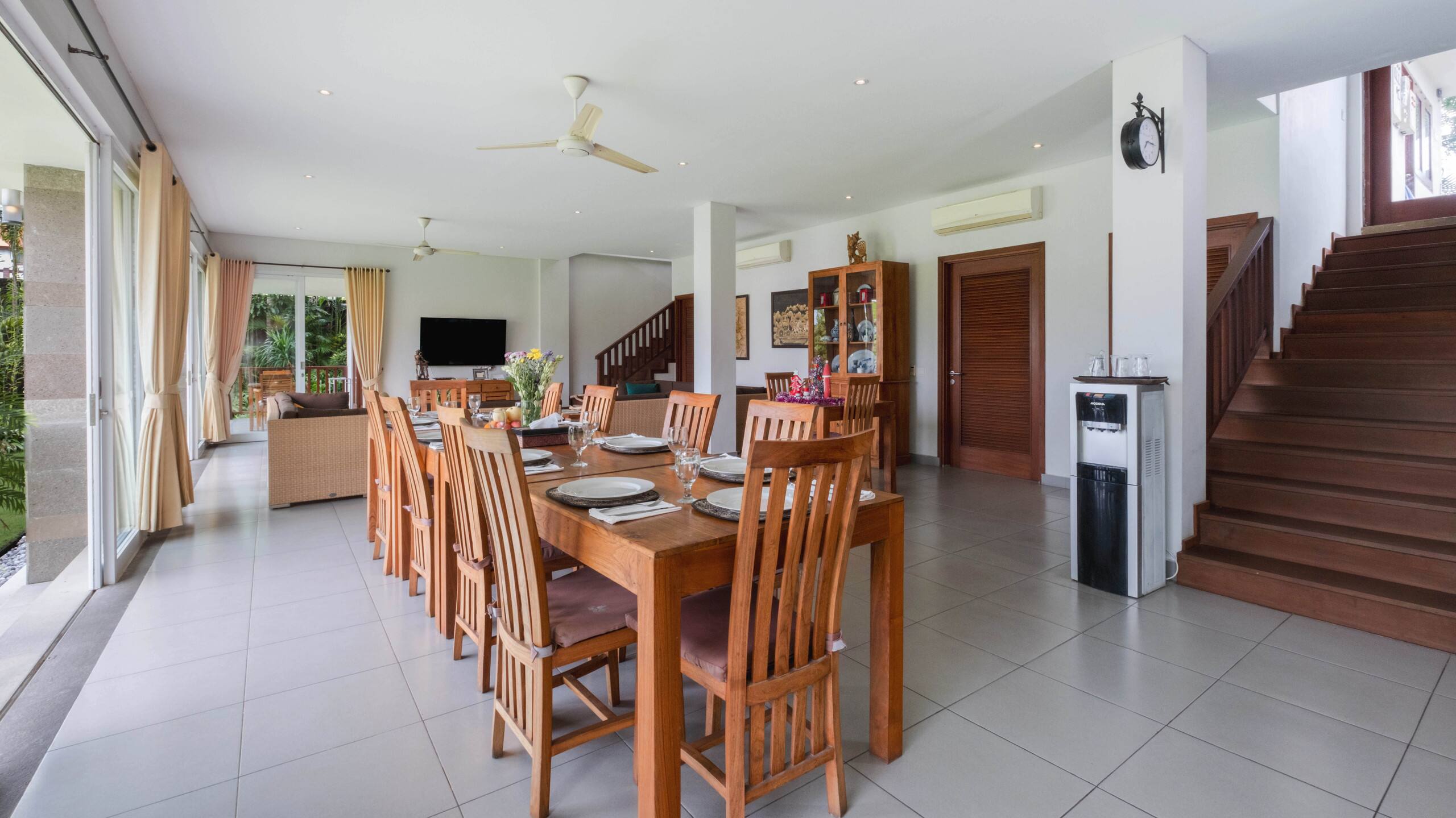 Canggu Best Deal! Spacious & Tropical Villa 19