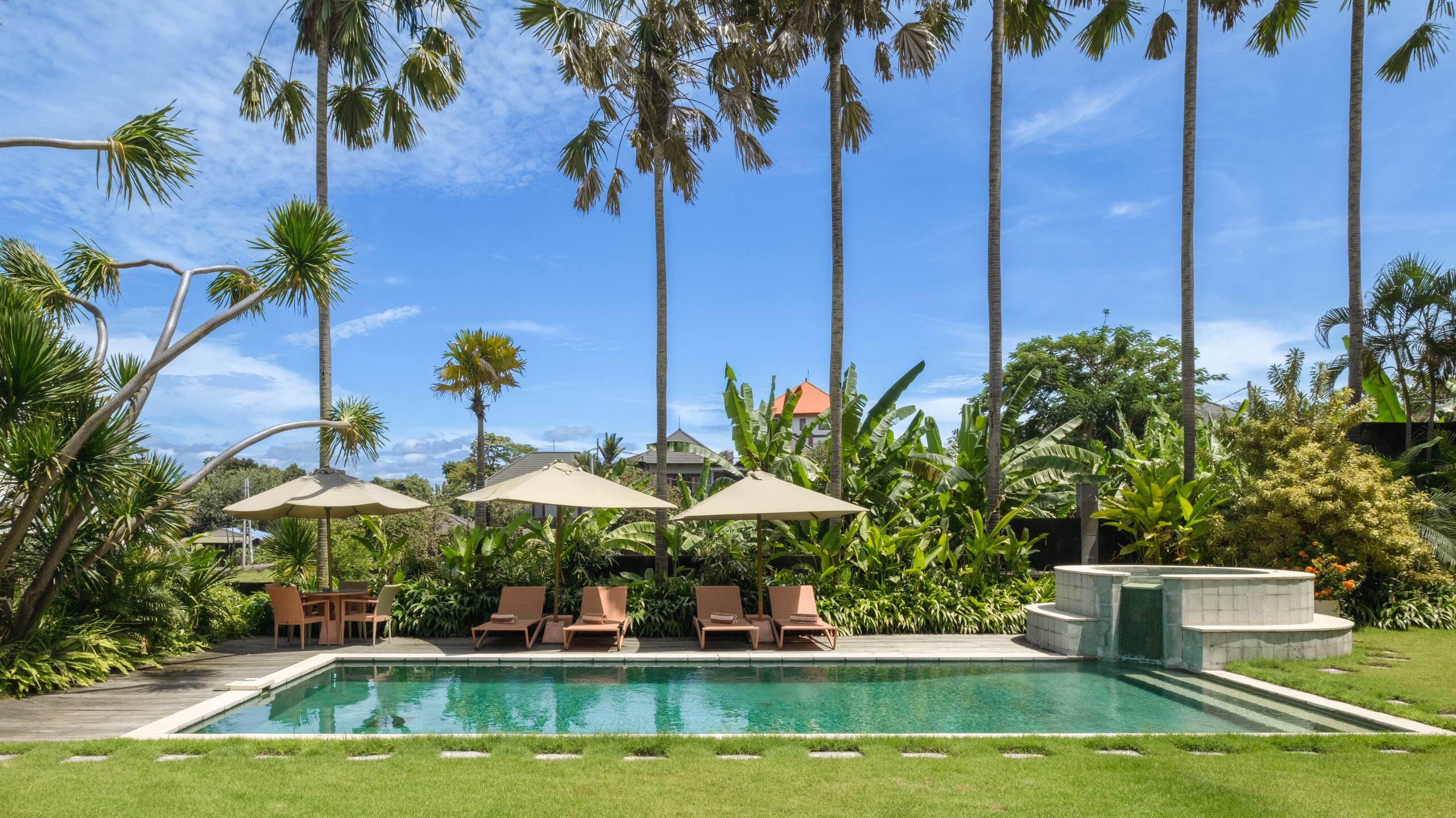 Canggu Best Deal! Spacious & Tropical Villa — photo 4