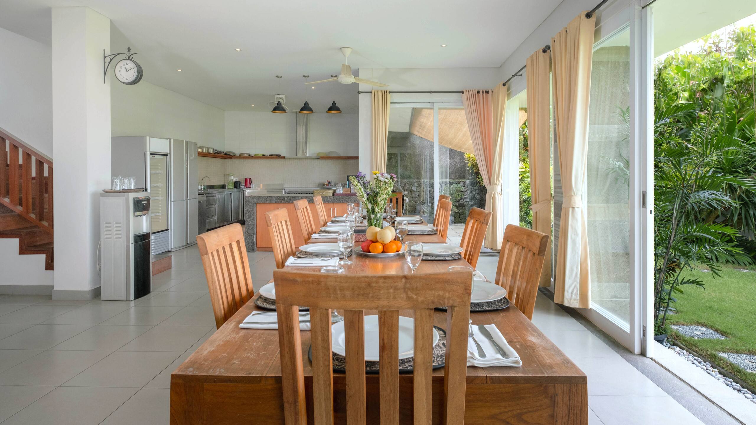 Canggu Best Deal! Spacious & Tropical Villa 18