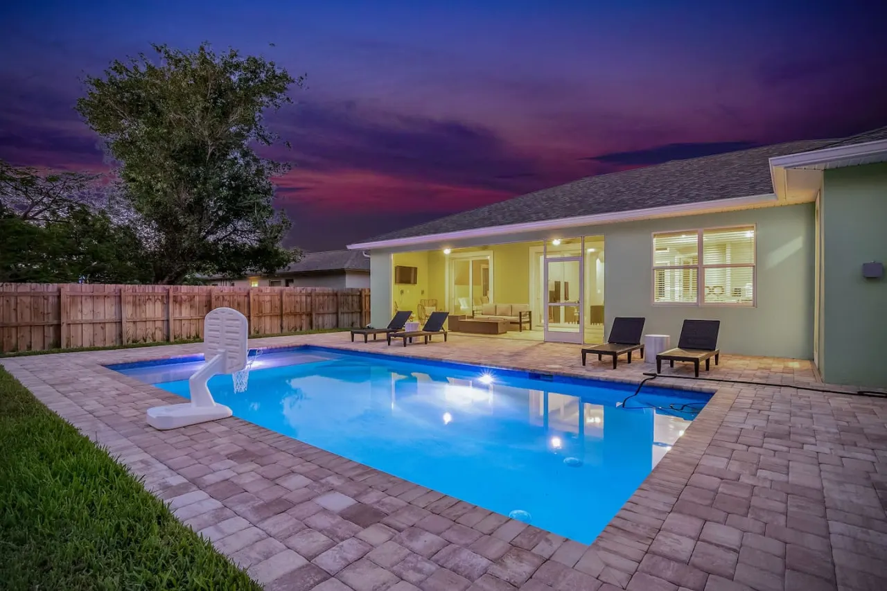 Sea La Vie Beach House 9