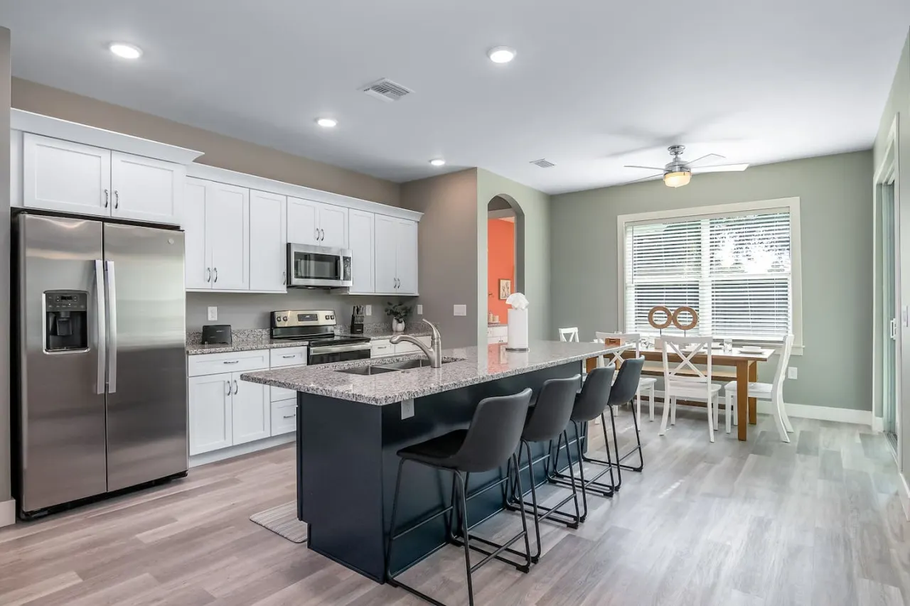 Sea La Vie Beach House 19