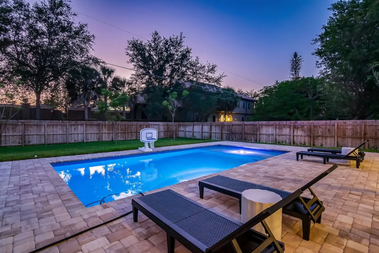 Sea La Vie Beach House 8