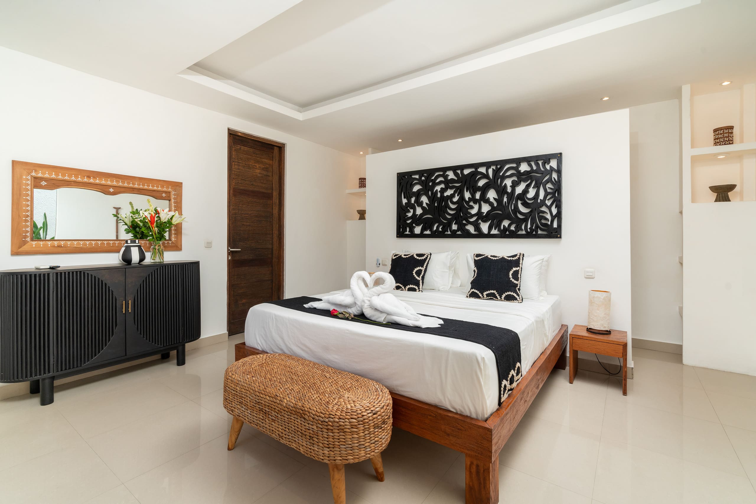Tropical Boutique 2 BDR Villa in heart of Seminyak 7