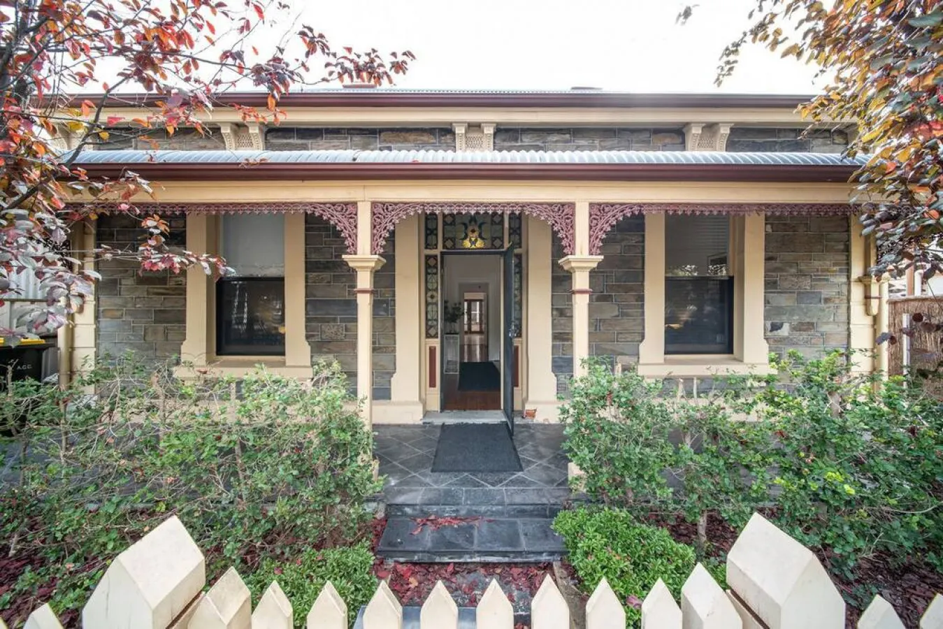 Irma's Place—A Historic Garden Cottage
