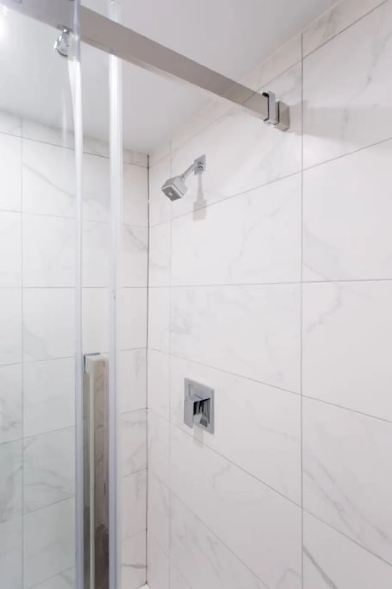 Little Italy - Wonderful Mini Studio in Little Italy with full bath - Unit 201 5