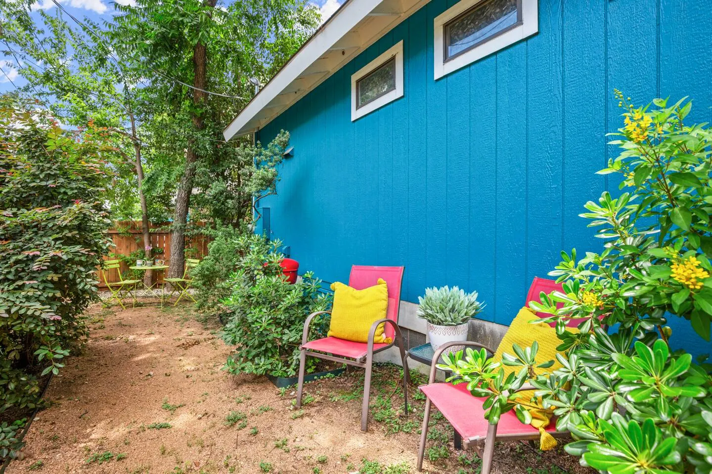 SoCo & South 1st Gem: Walk to Shops & More! 12