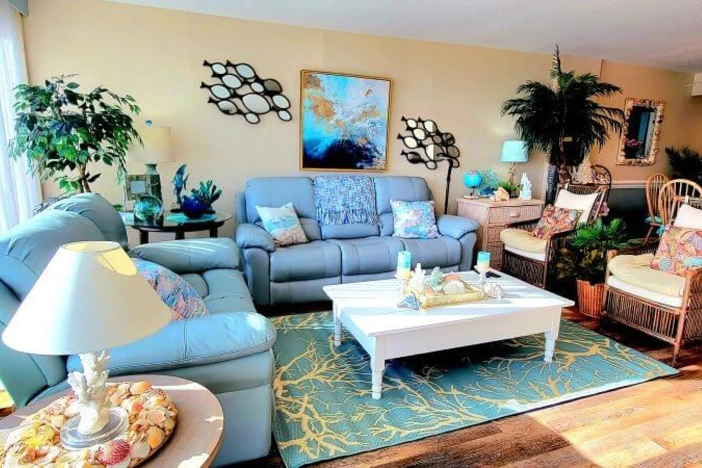 Beach front oasis-on the boardwalk! 2Bed 2Bath — photo 2