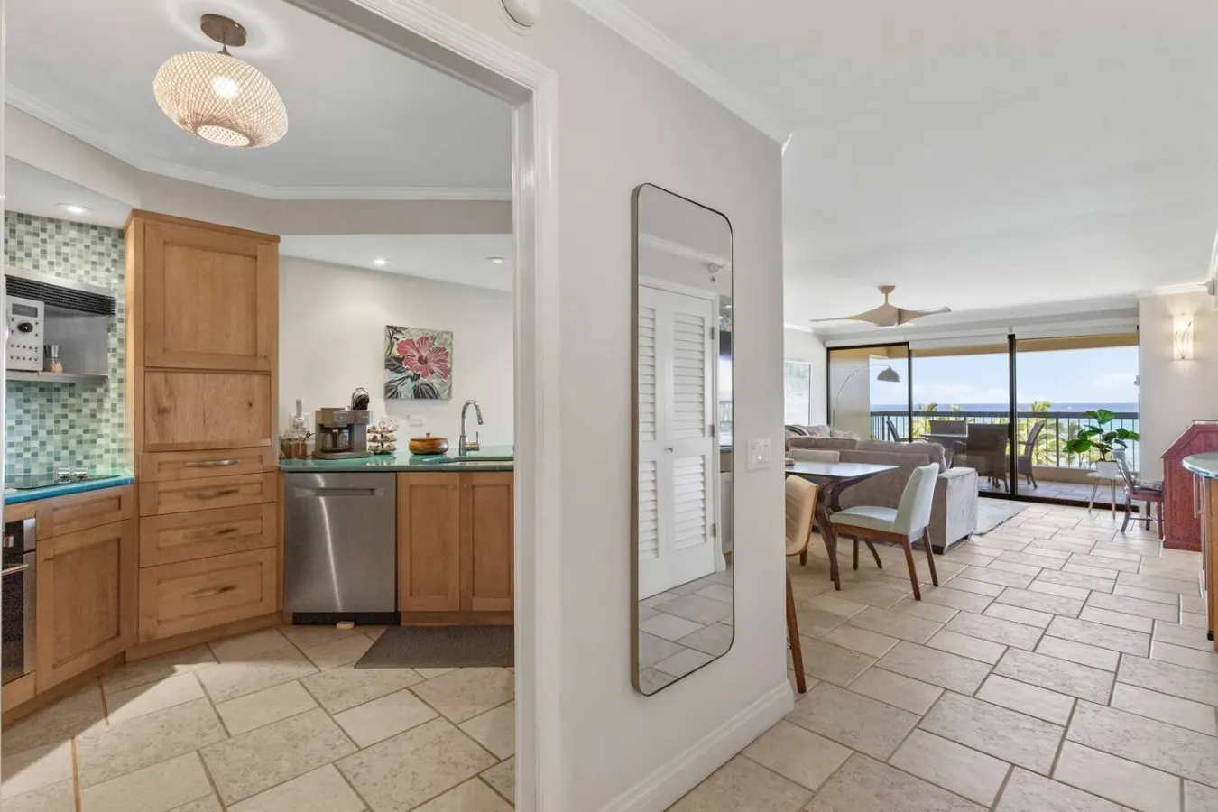 ~NEW~ Modern Oceanfront at Waikiki Beach Tower 13