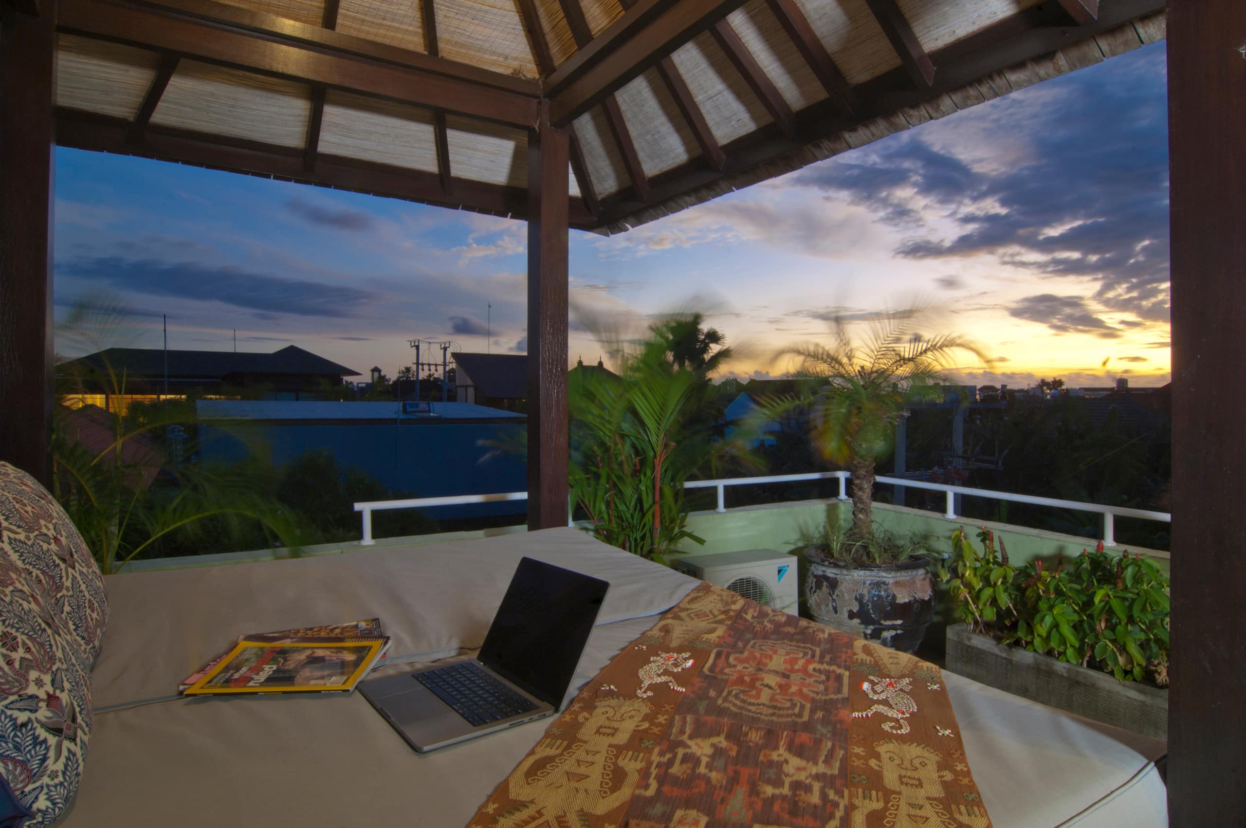 Sunset Rooftop 2BR Pool Villa Central, Seminyak 30