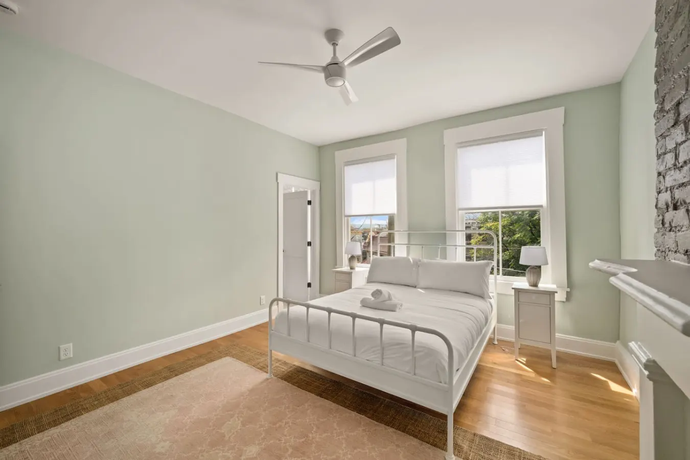 Hidden Gem 2BD w/ Patio, Near Findlay Market, UC 10