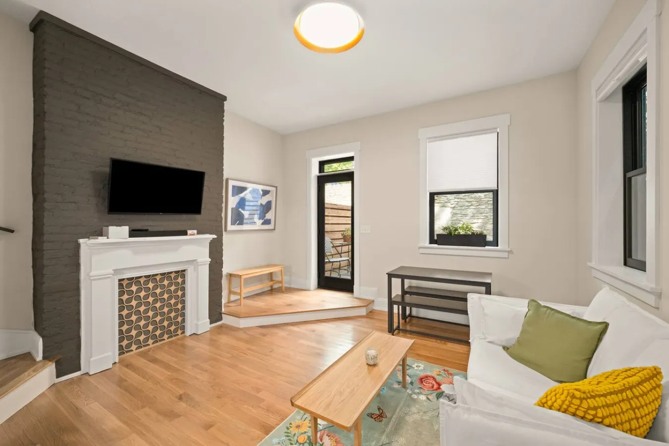 Hidden Gem 2BD w/ Patio, Near Findlay Market, UC 8