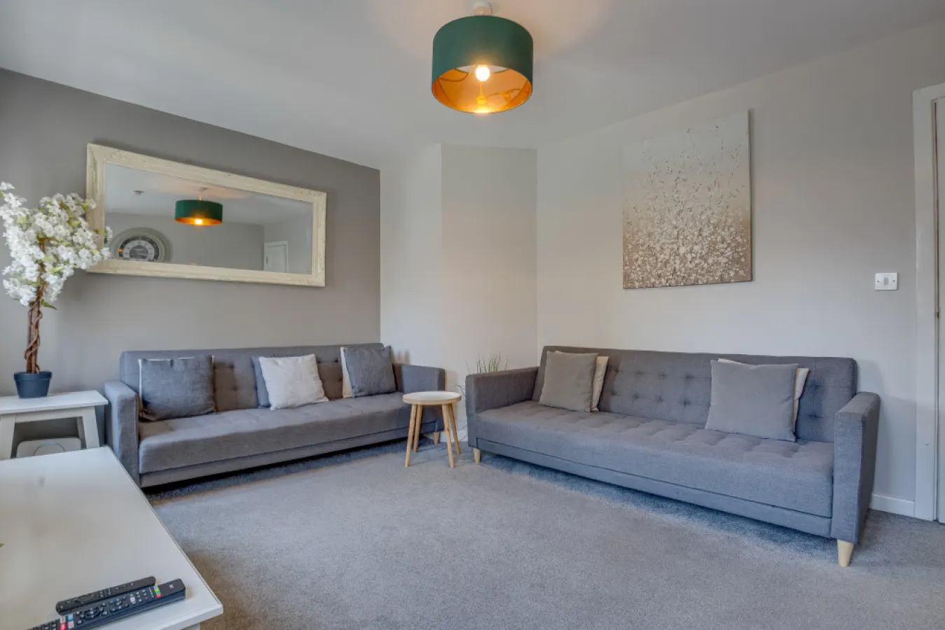Stylish 5BR Townhouse-Fishponds View FREE Parking — photo 5