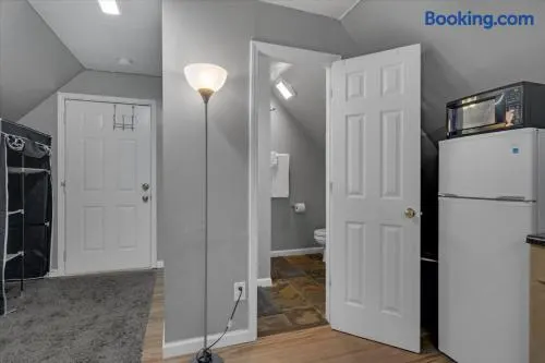 Private Pet-Friendly Studio Chapel Hill–Durham 16