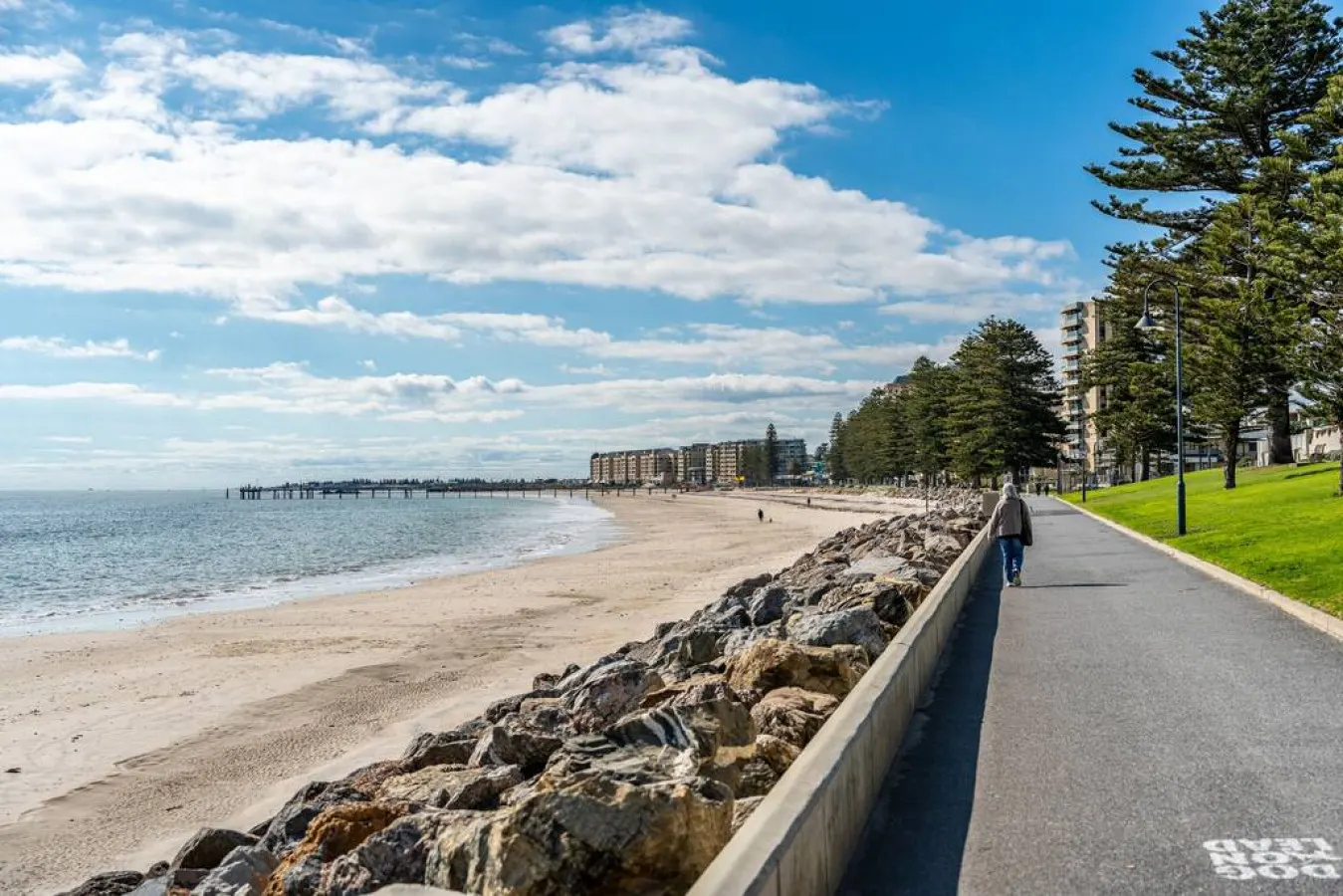 Stone's Throw—A Beachside Retreat for Two 19