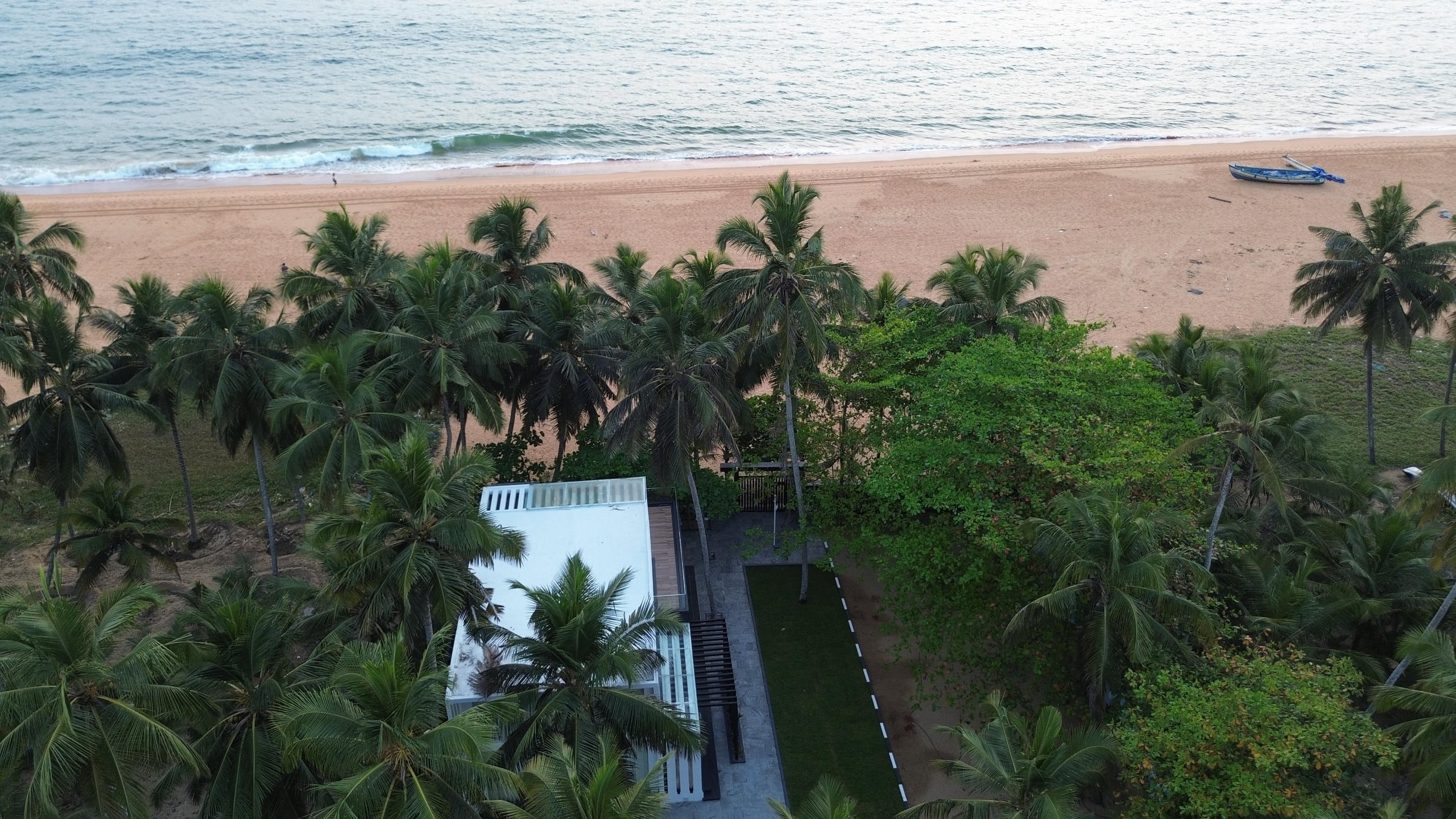Tropical marina 18
